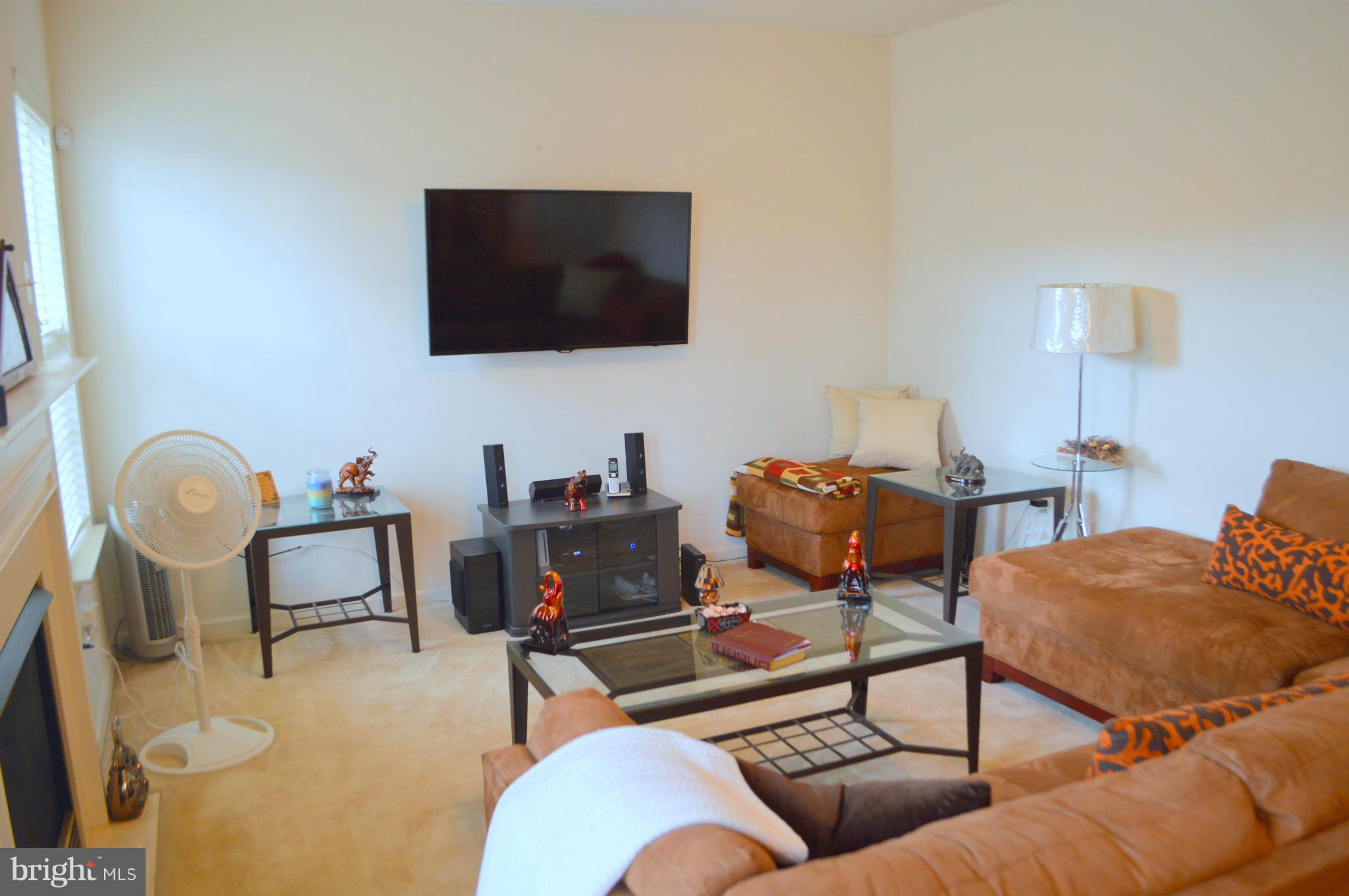 ALTA COURTHOUSE SQUARE - Residential