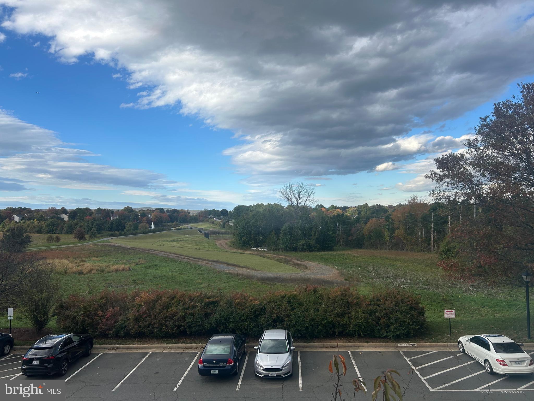 1129 HUNTMASTER TERRACE NE 301