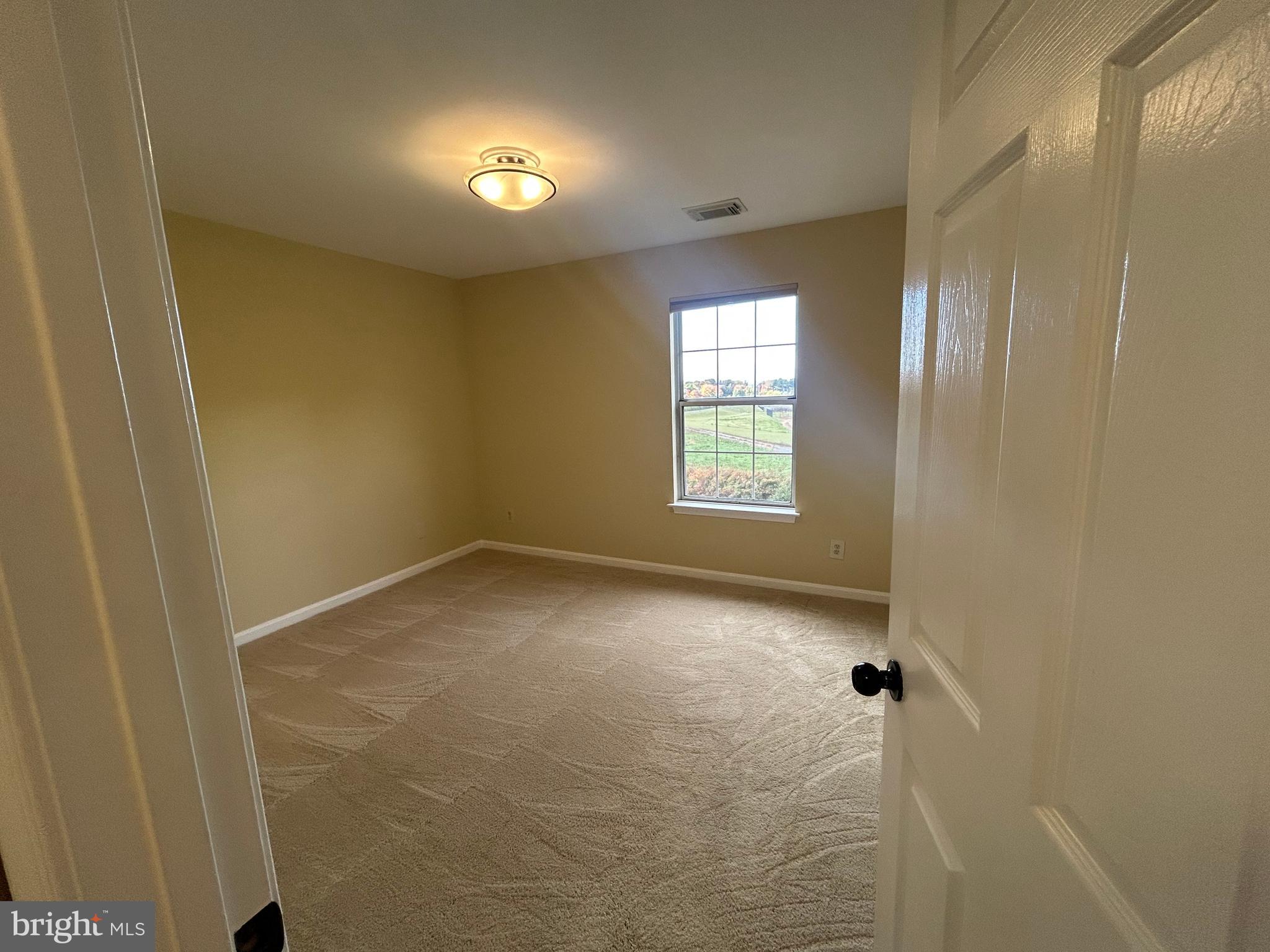 1129 HUNTMASTER TERRACE NE 301