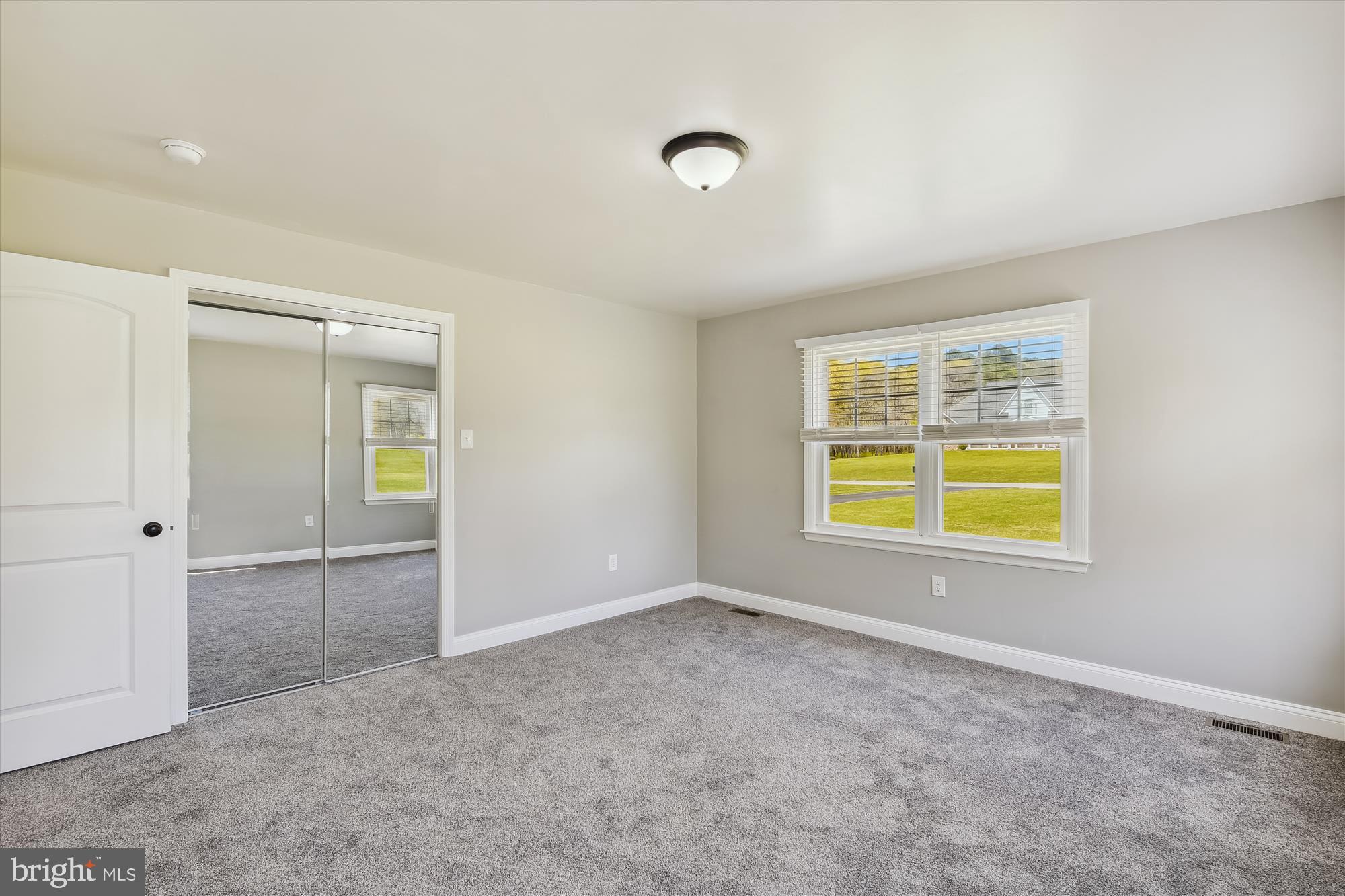 REGULARS - Residential Lease