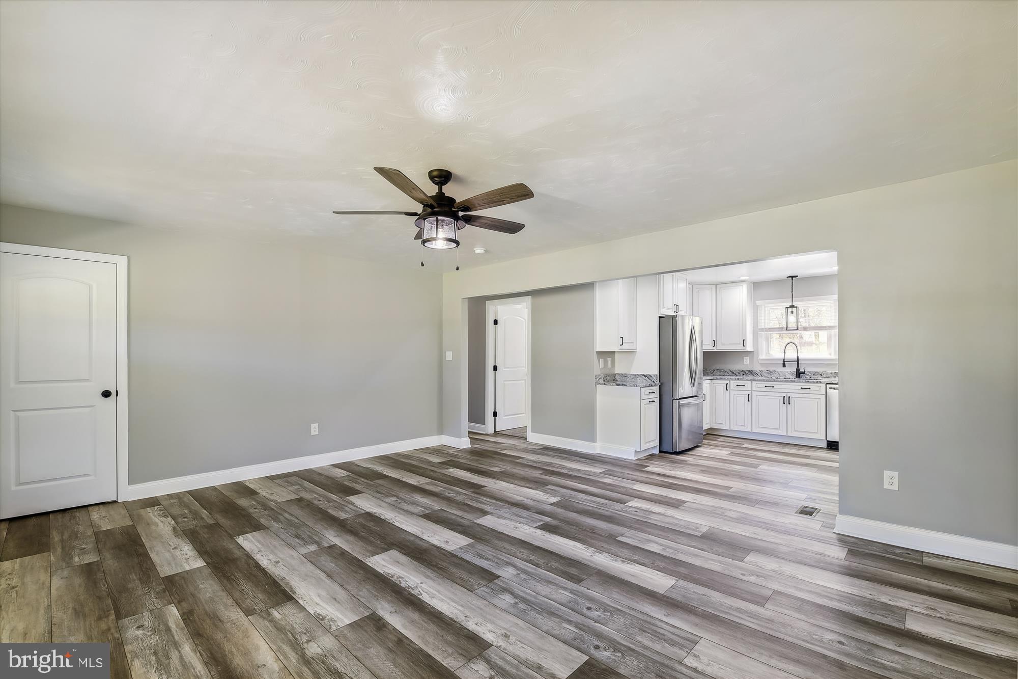 REGULARS - Residential Lease