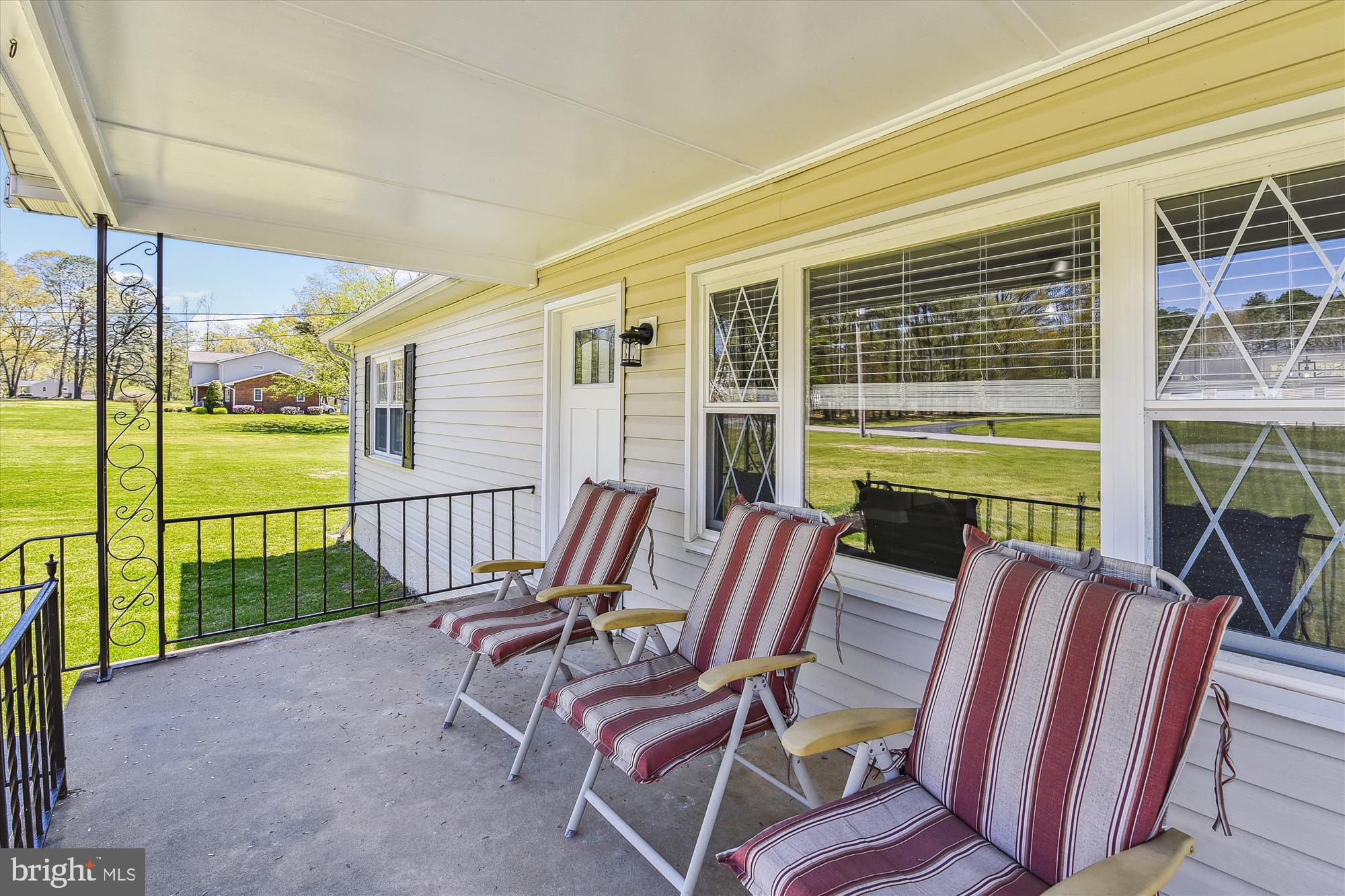 REGULARS - Residential Lease