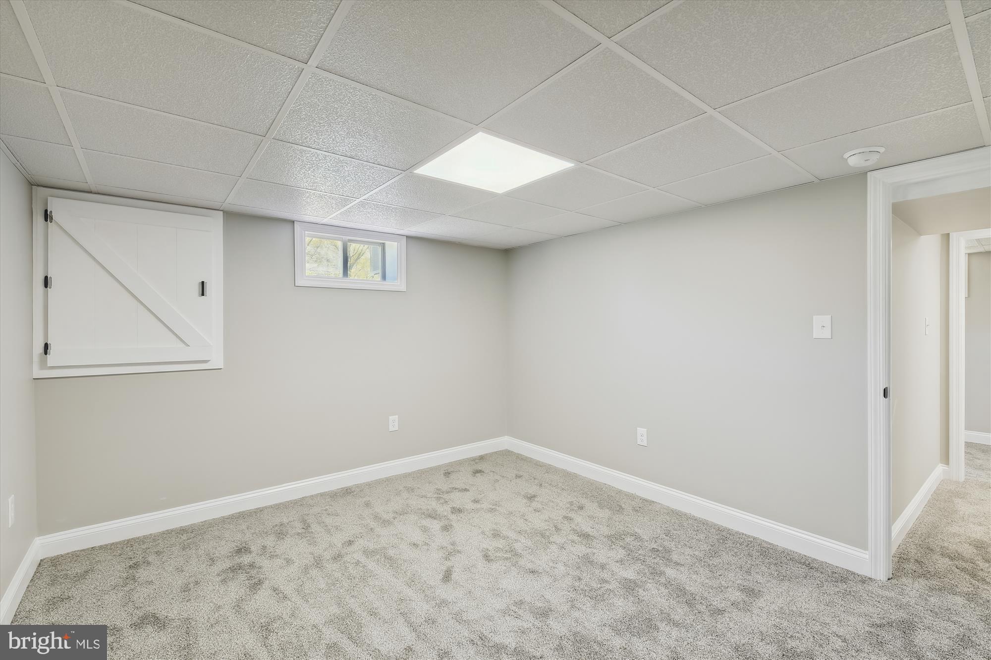 REGULARS - Residential Lease