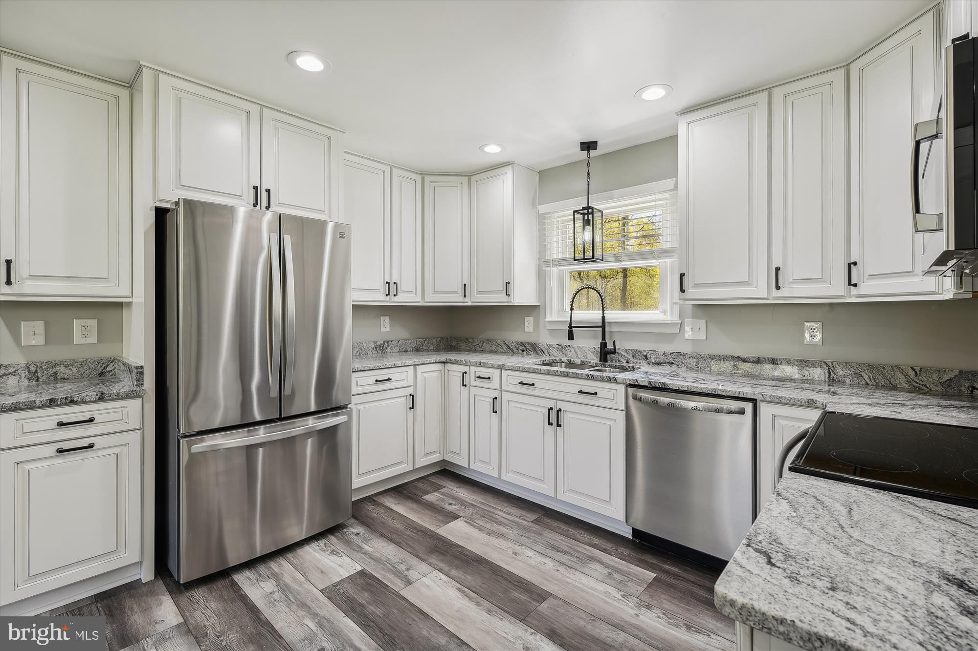 REGULARS - Residential Lease