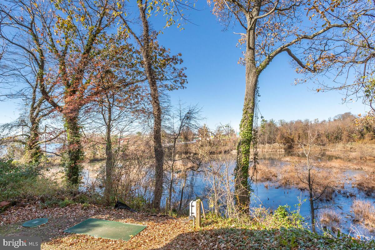 FERRY FARMS - Residential Lease