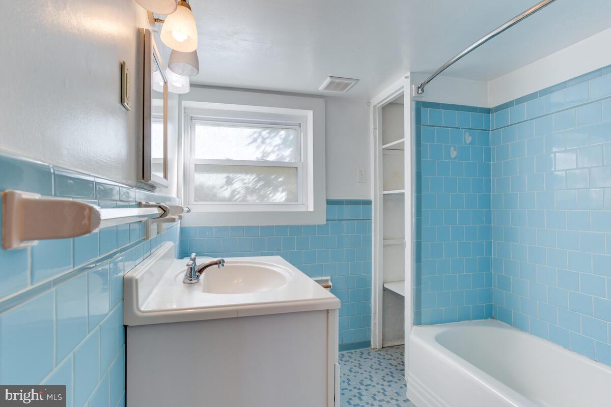 FERRY FARMS - Residential Lease