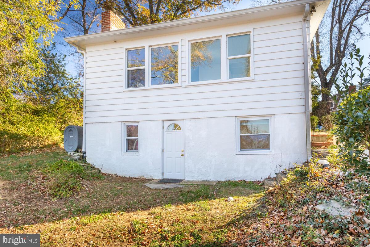 FERRY FARMS - Residential Lease