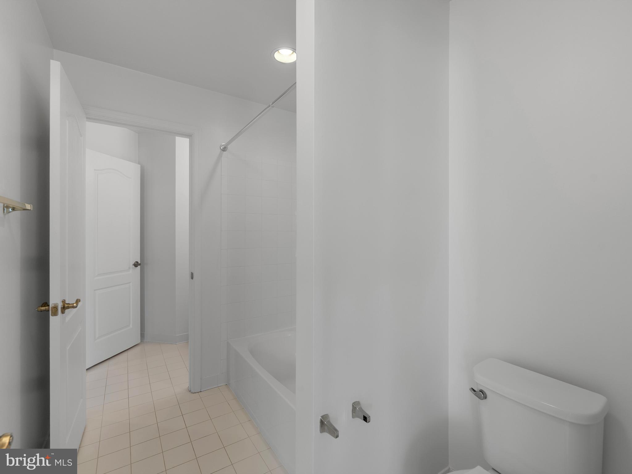 BRAMBLETON - Residential Lease