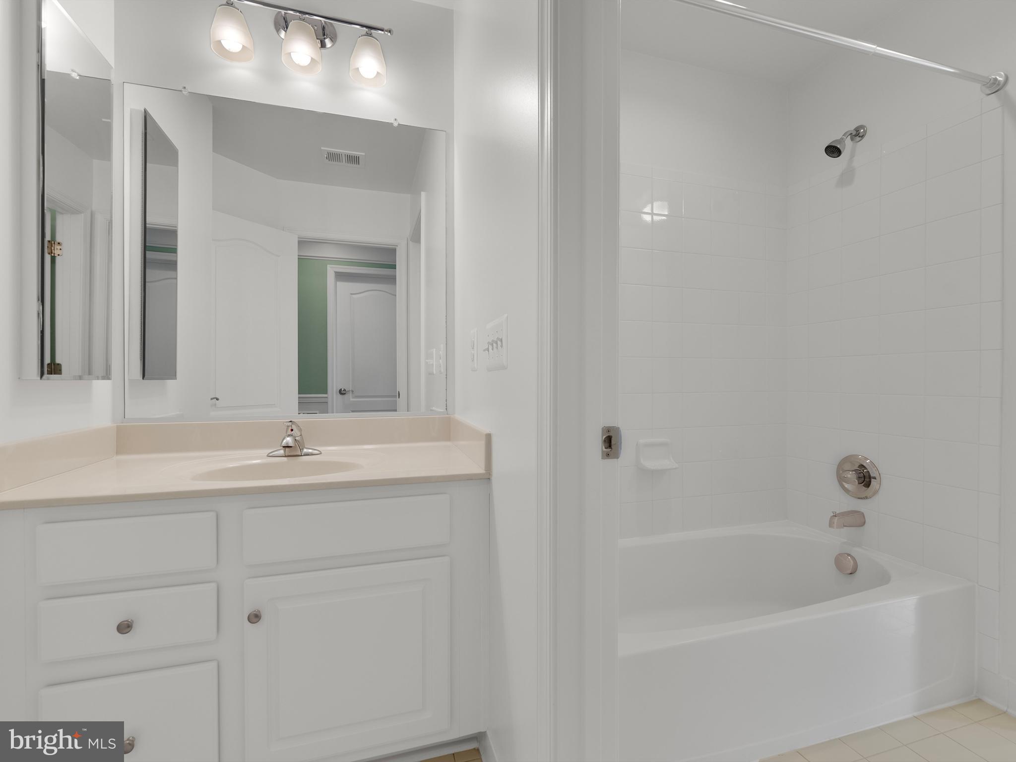 BRAMBLETON - Residential Lease