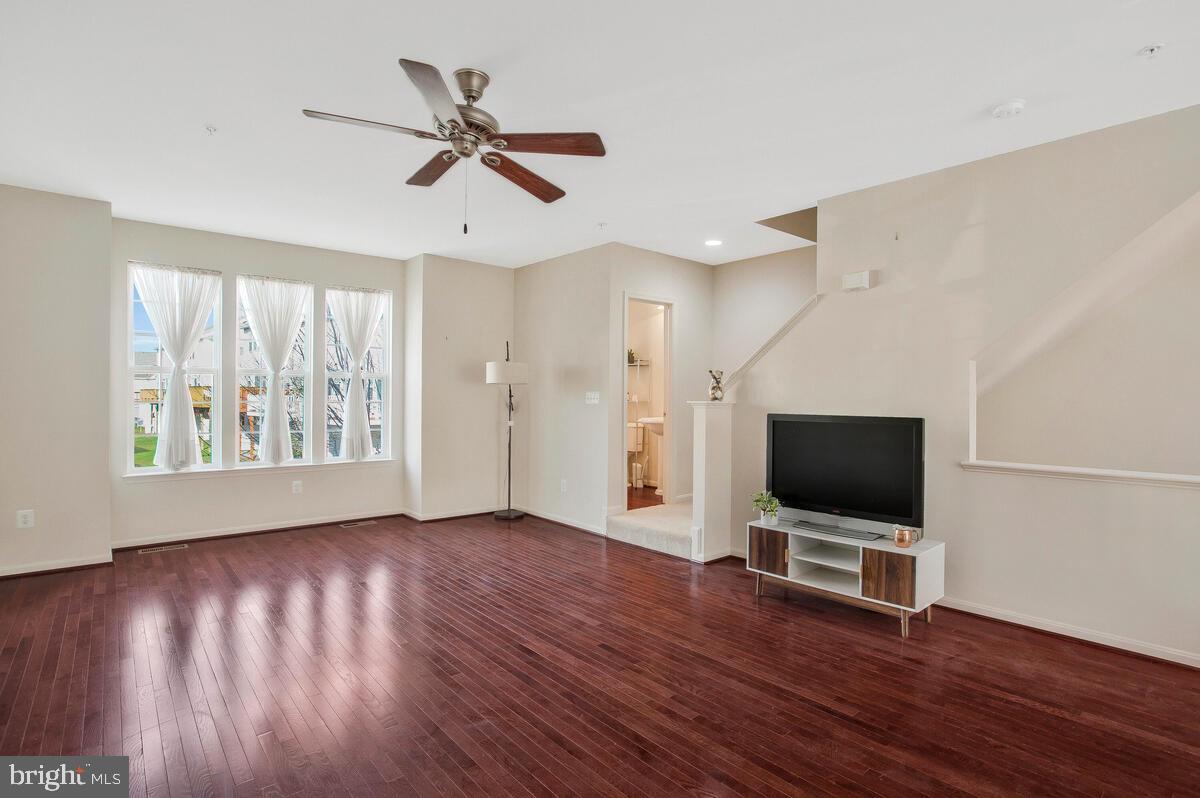 WOODLAND PARK - Residential