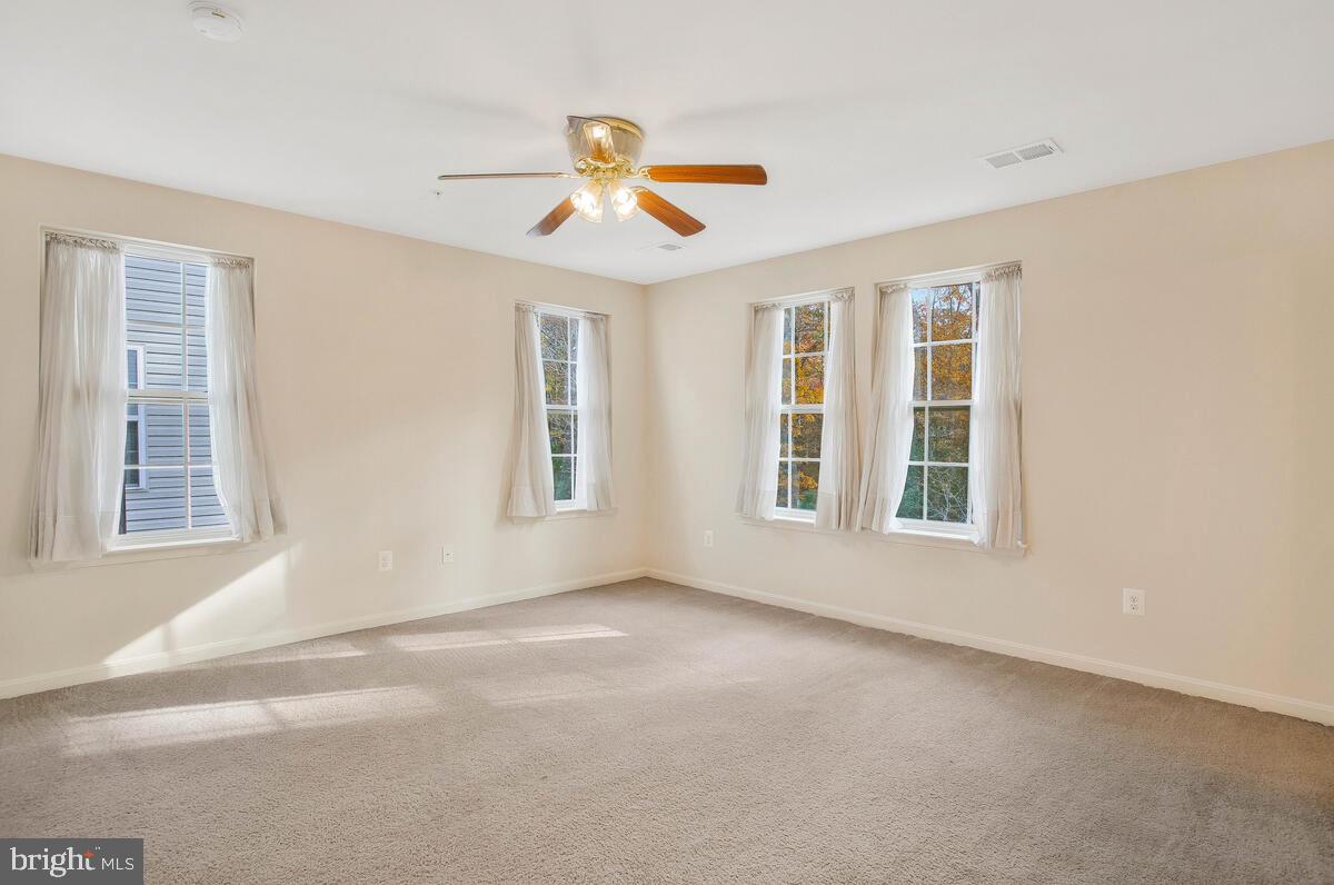 WOODLAND PARK - Residential