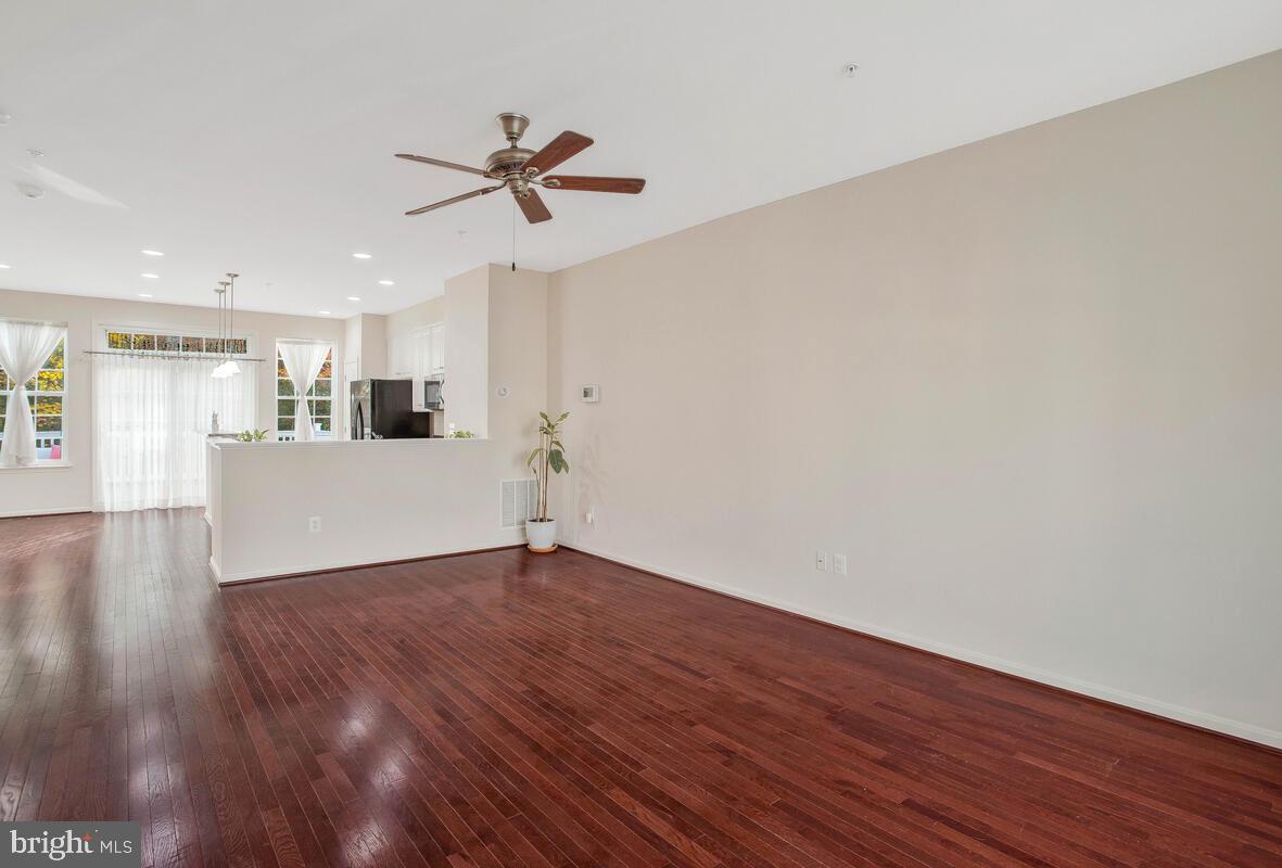 WOODLAND PARK - Residential