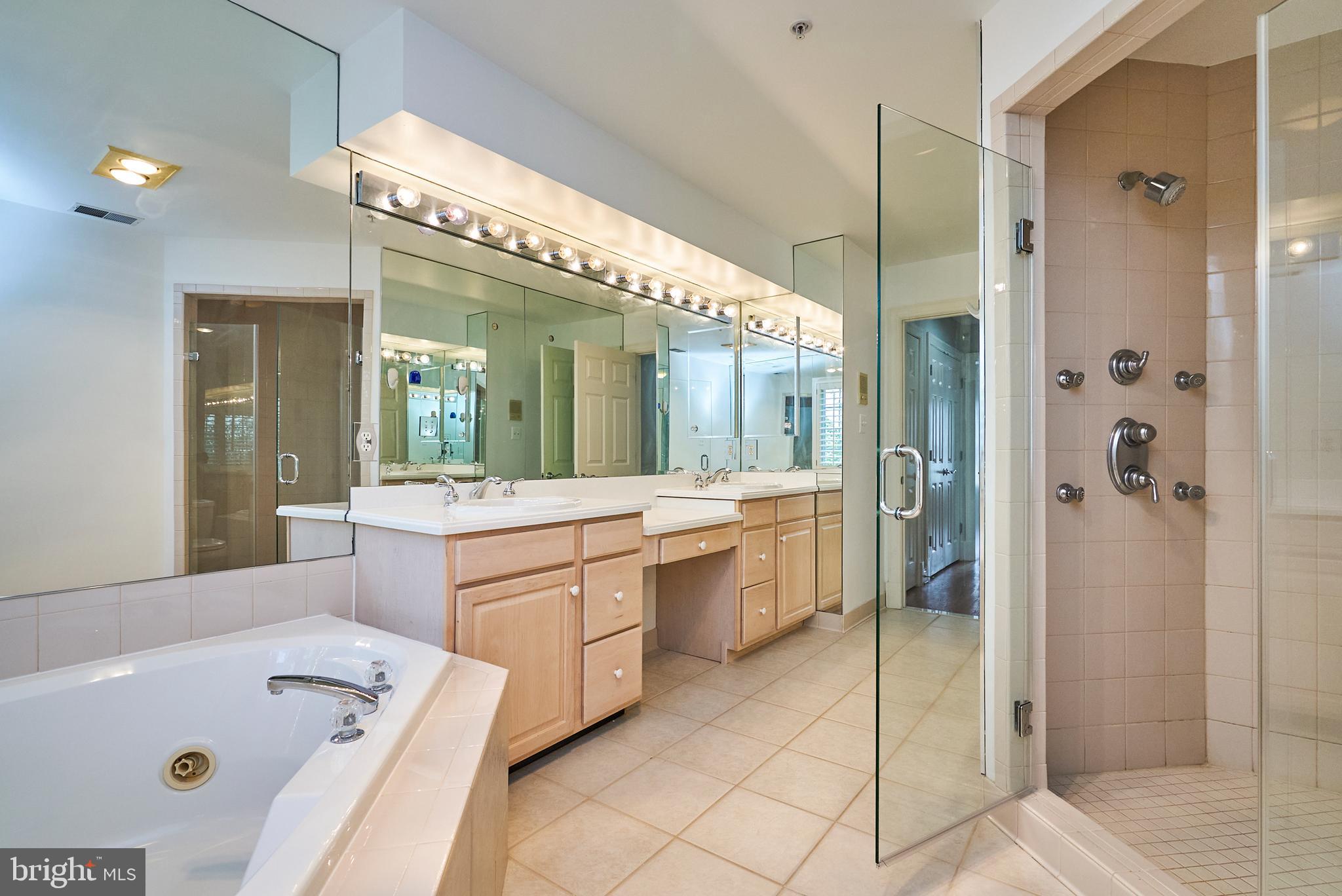 MCLEAN CREST - Residential Lease