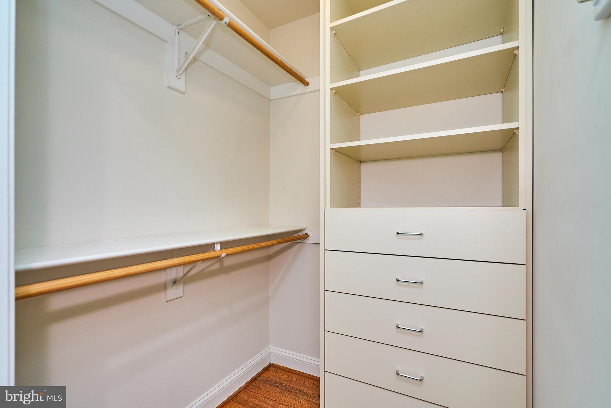 MCLEAN CREST - Residential Lease