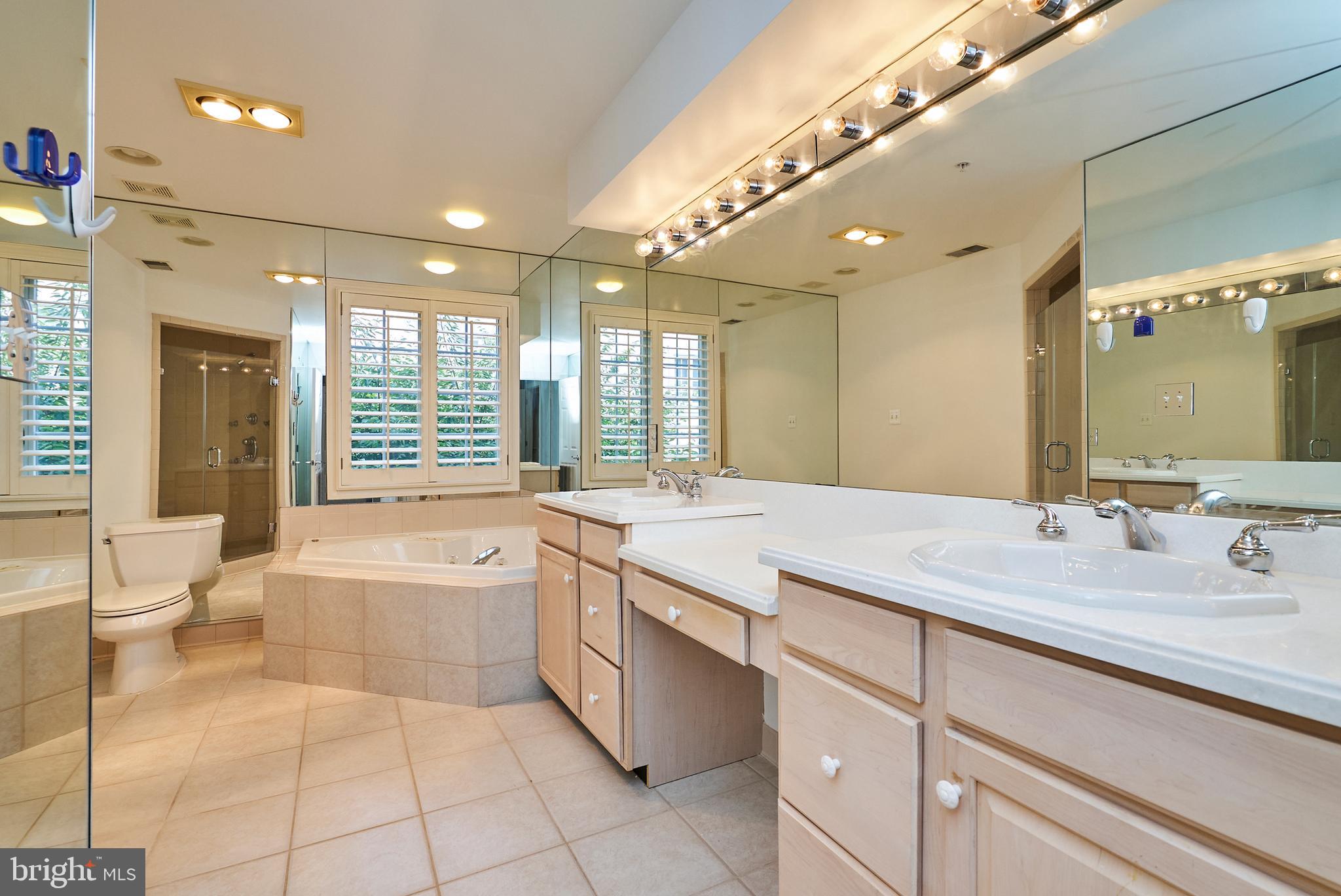 MCLEAN CREST - Residential Lease