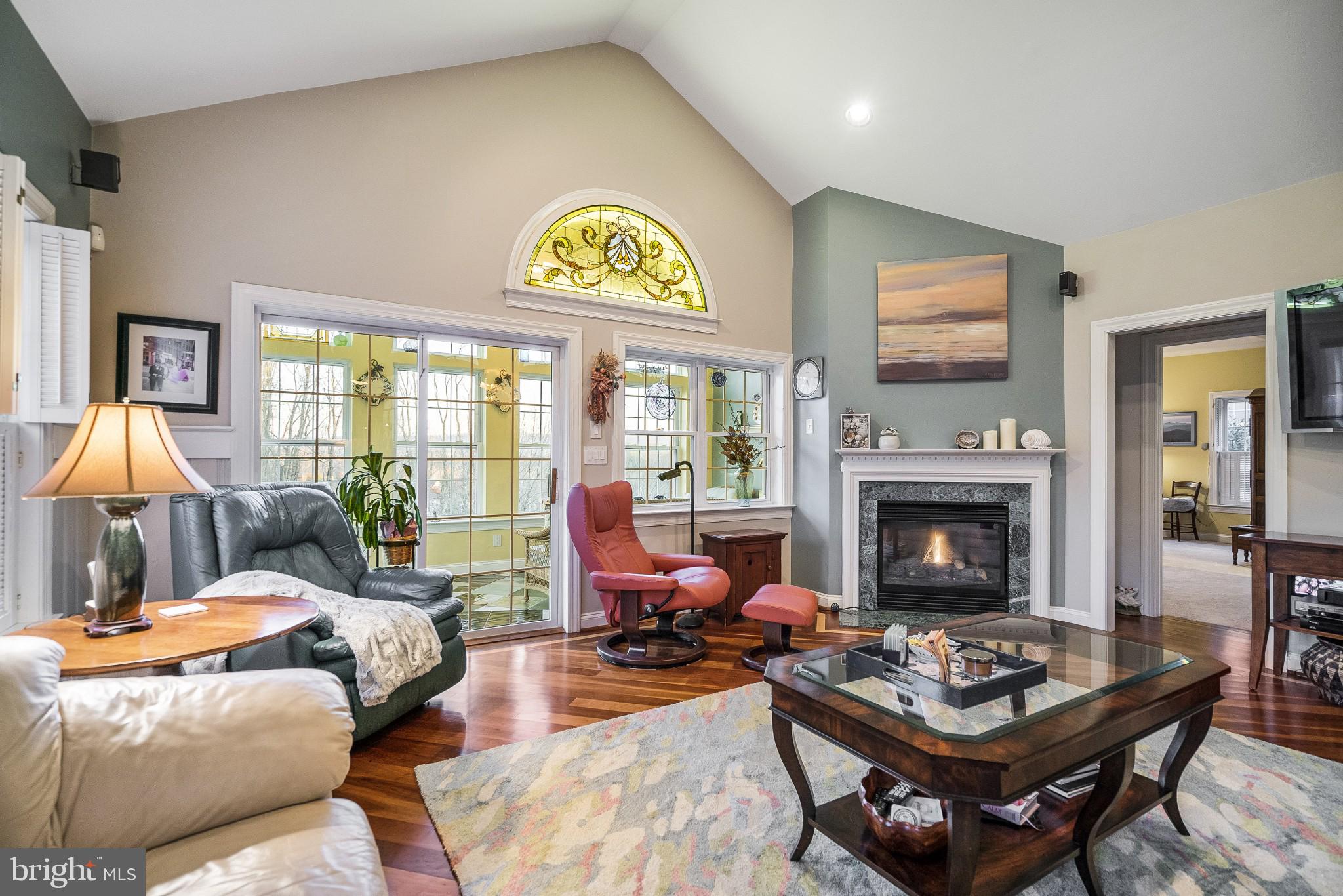 FOX RUN PRESERVE - Residential
