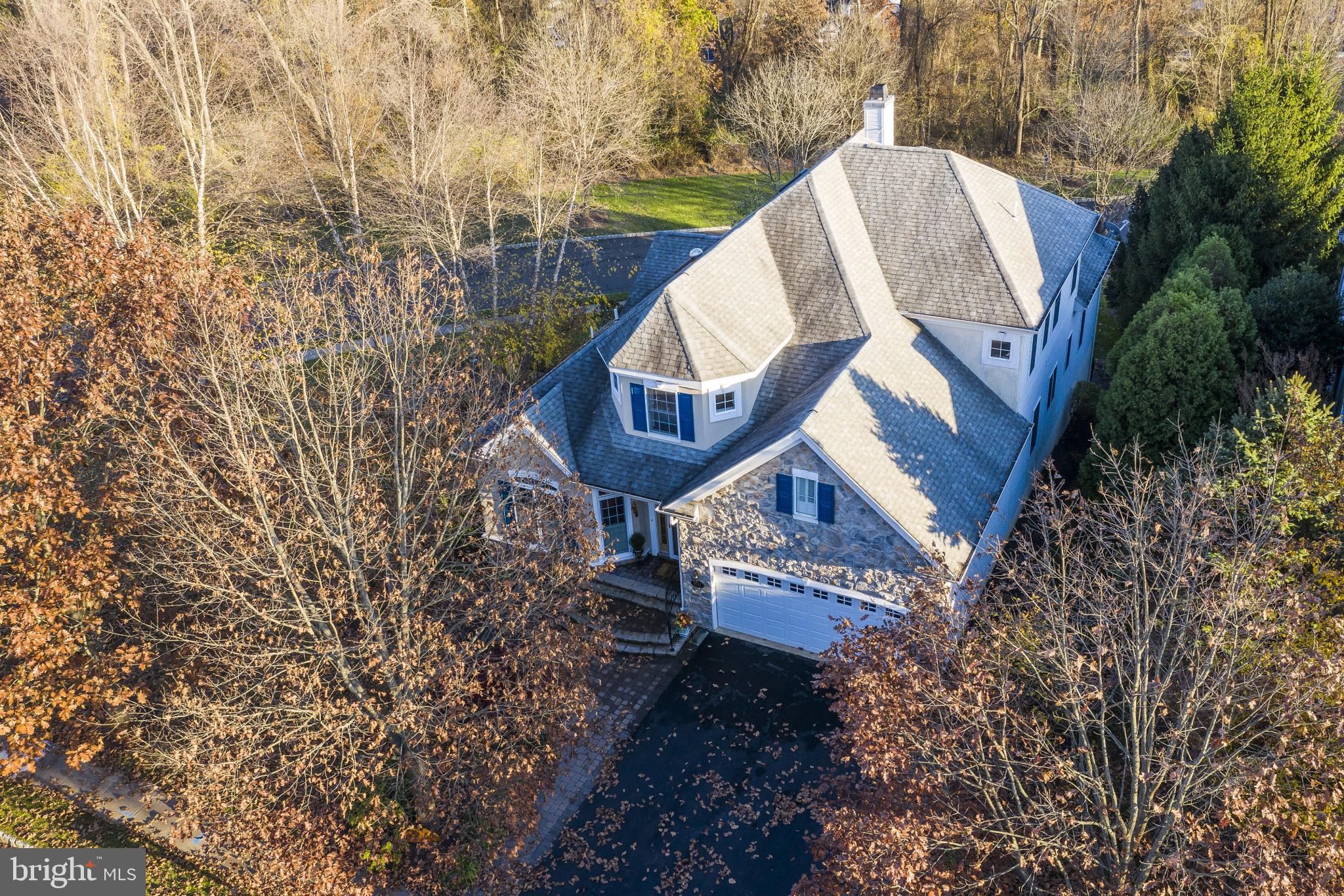 FOX RUN PRESERVE - Residential