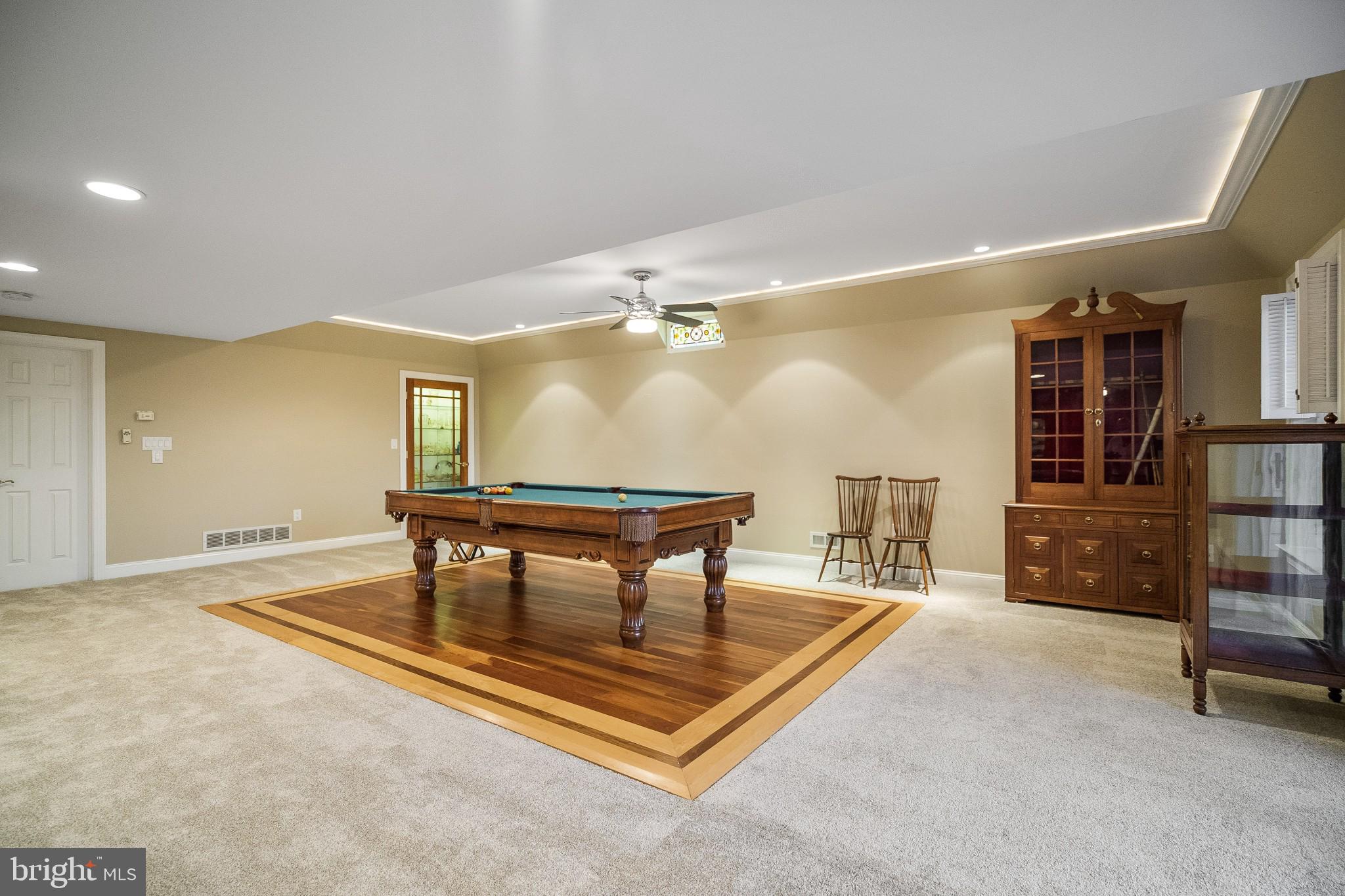 FOX RUN PRESERVE - Residential