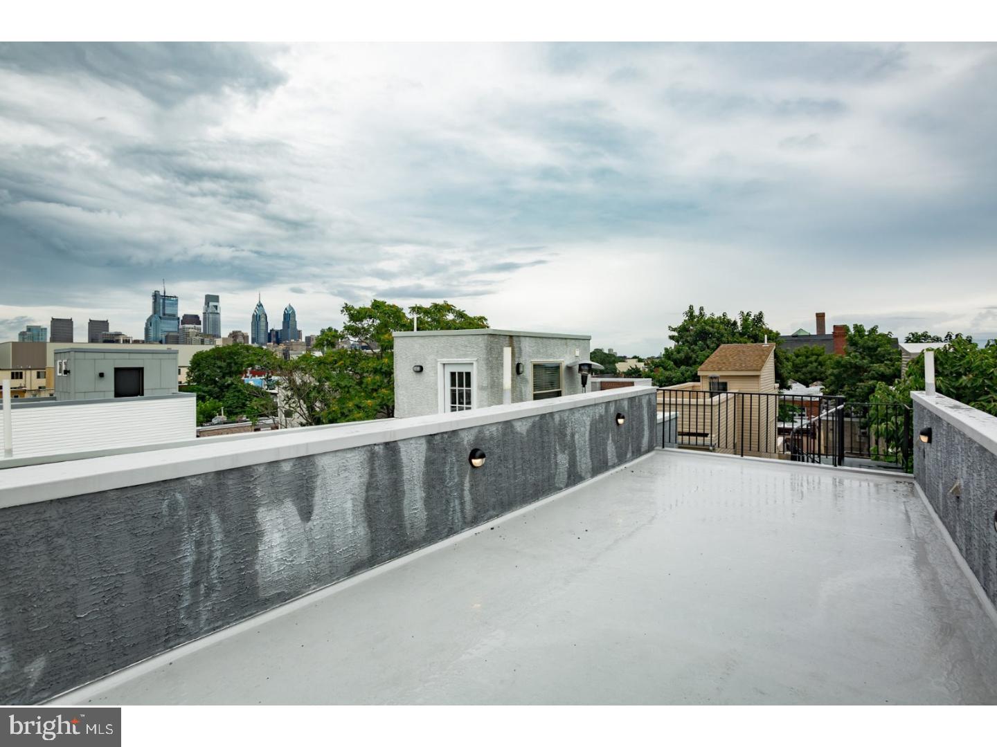 POINT BREEZE - Residential