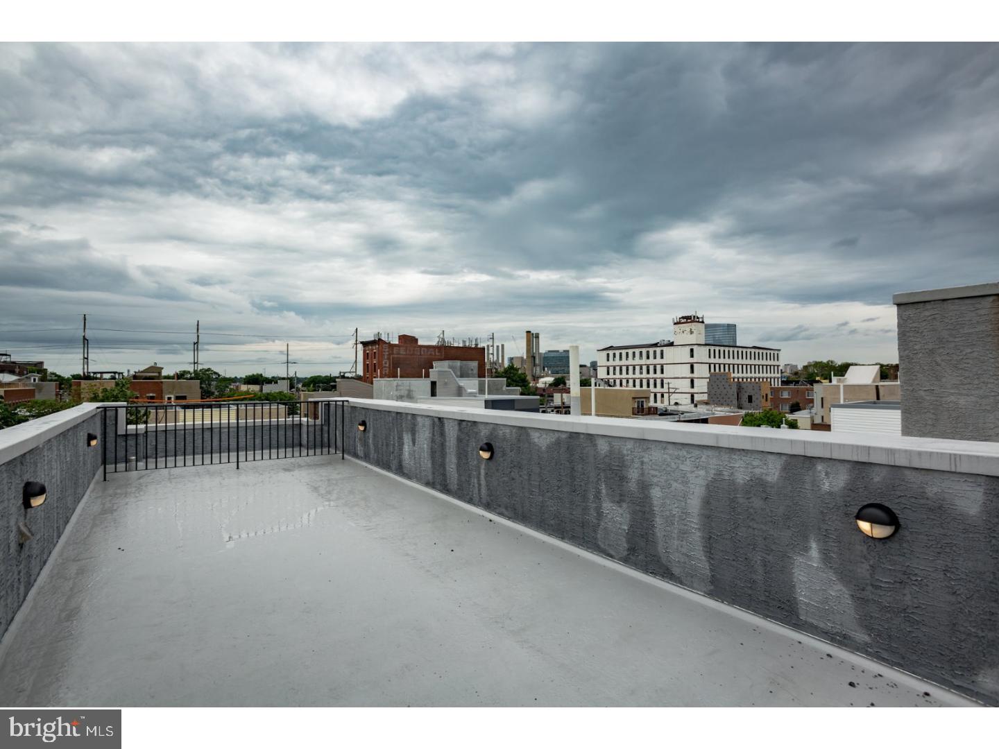 POINT BREEZE - Residential