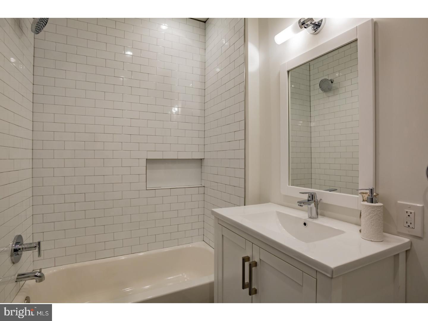 POINT BREEZE - Residential