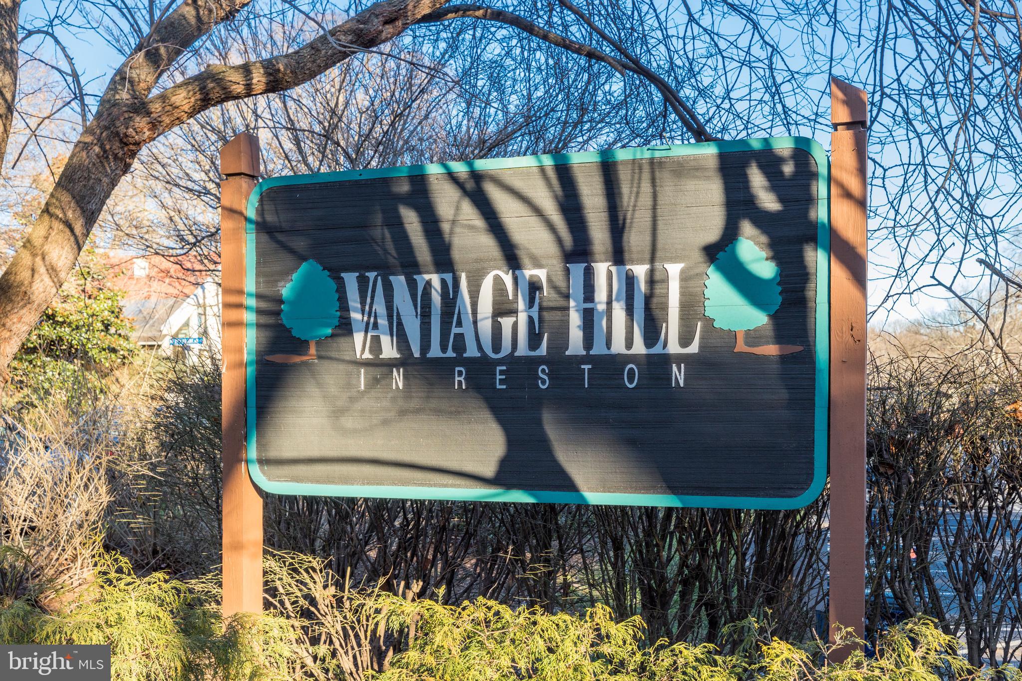 VANTAGE HILL - Residential