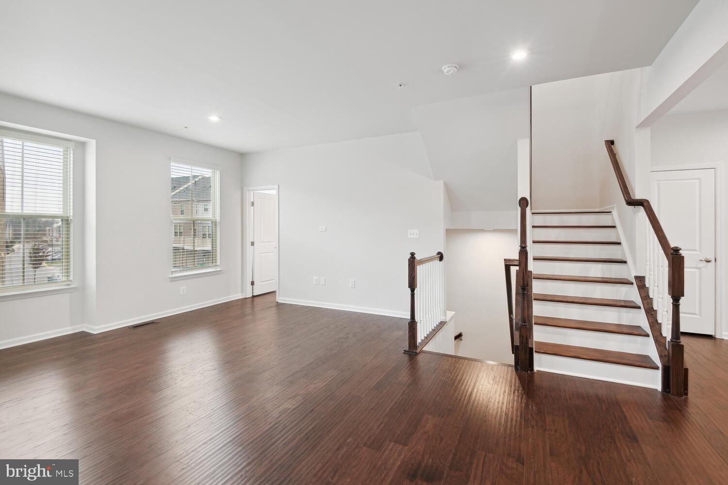 GLENN DALE CROSSING - Residential