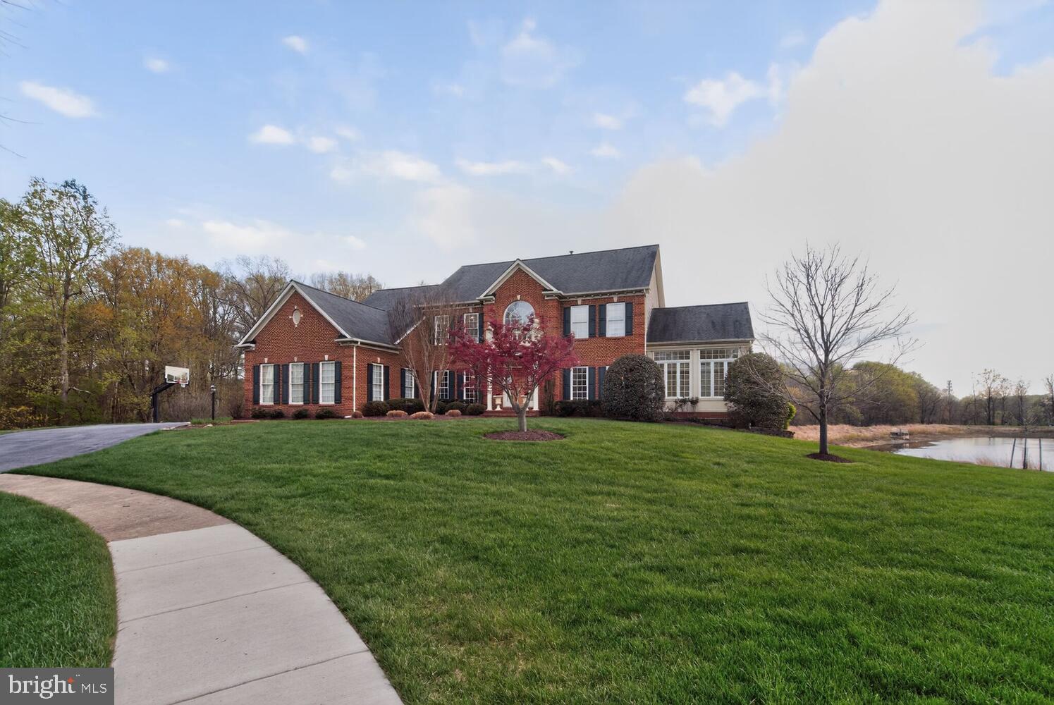 HAMPSHIRE GREENS - Residential