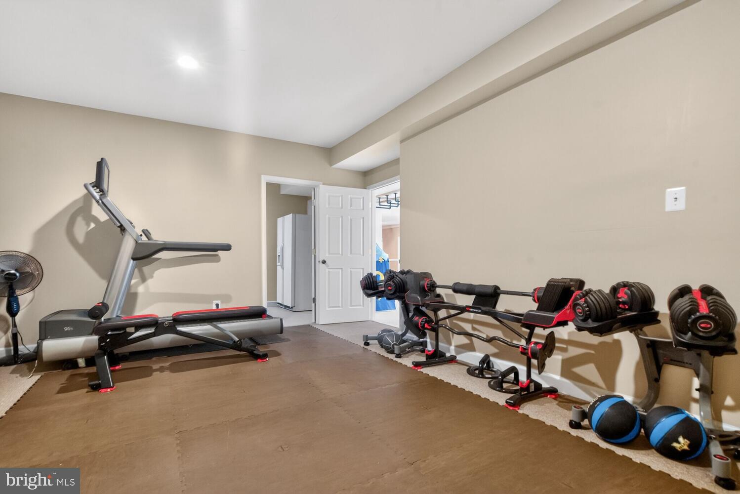 HAMPSHIRE GREENS - Residential