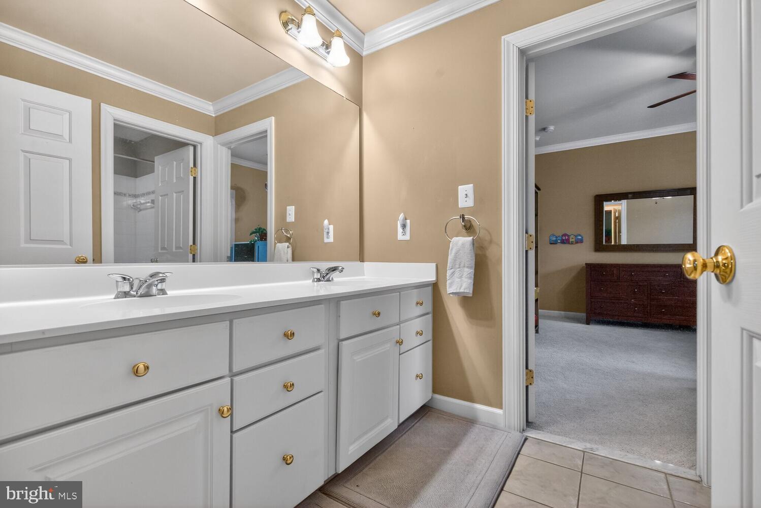 HAMPSHIRE GREENS - Residential