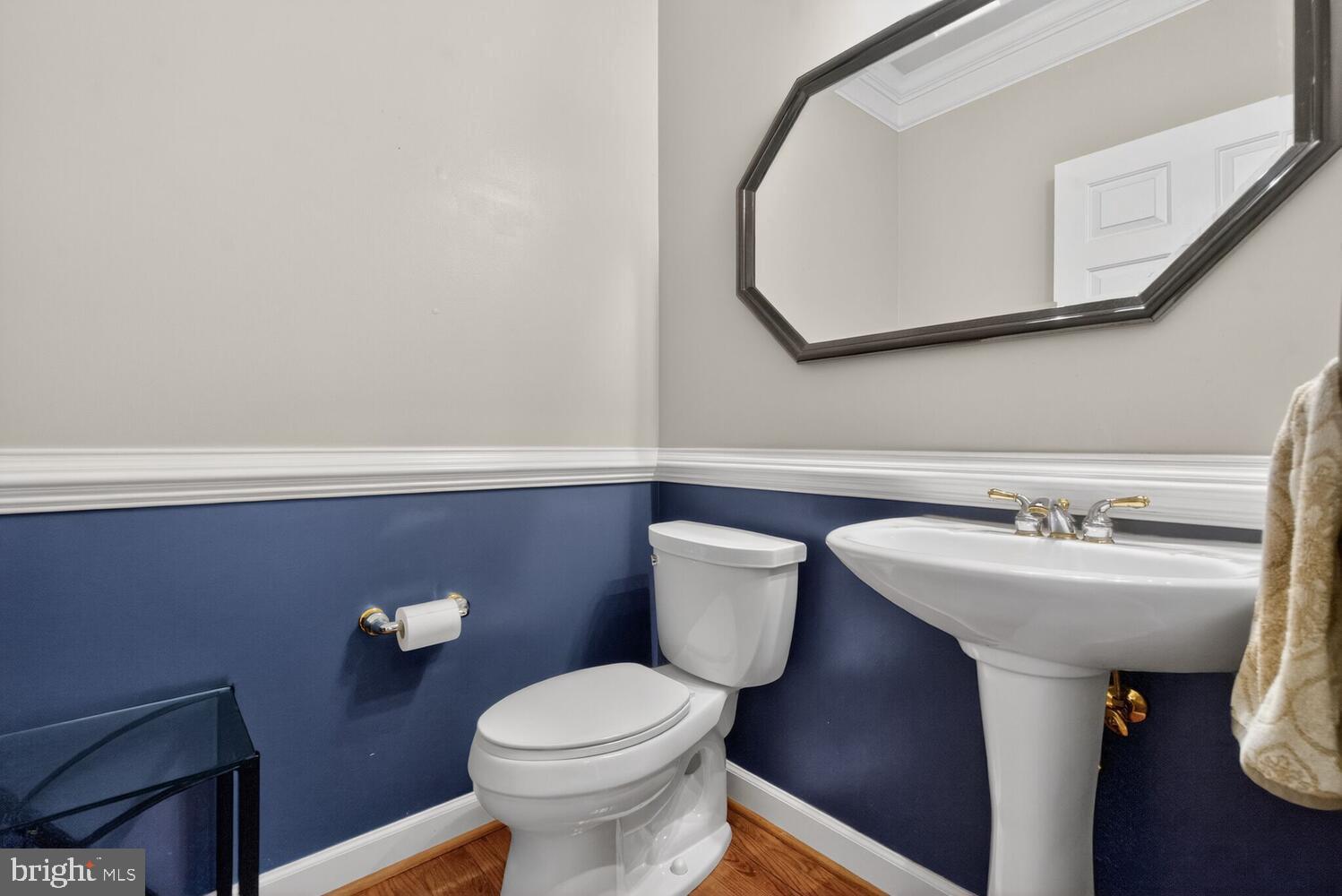 HAMPSHIRE GREENS - Residential