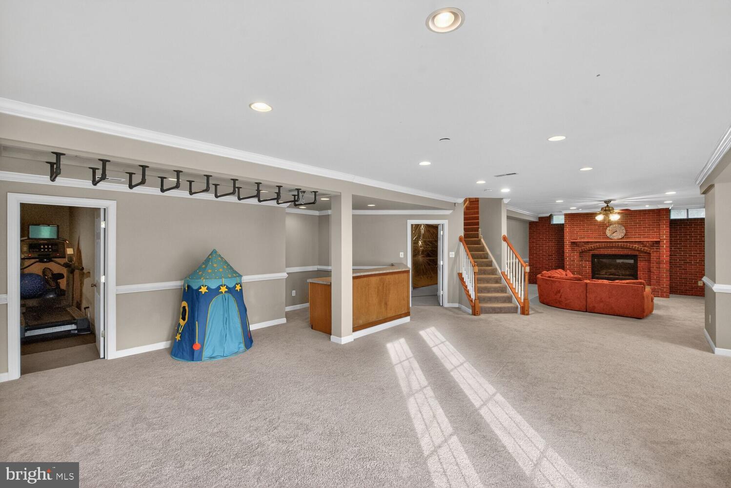 HAMPSHIRE GREENS - Residential