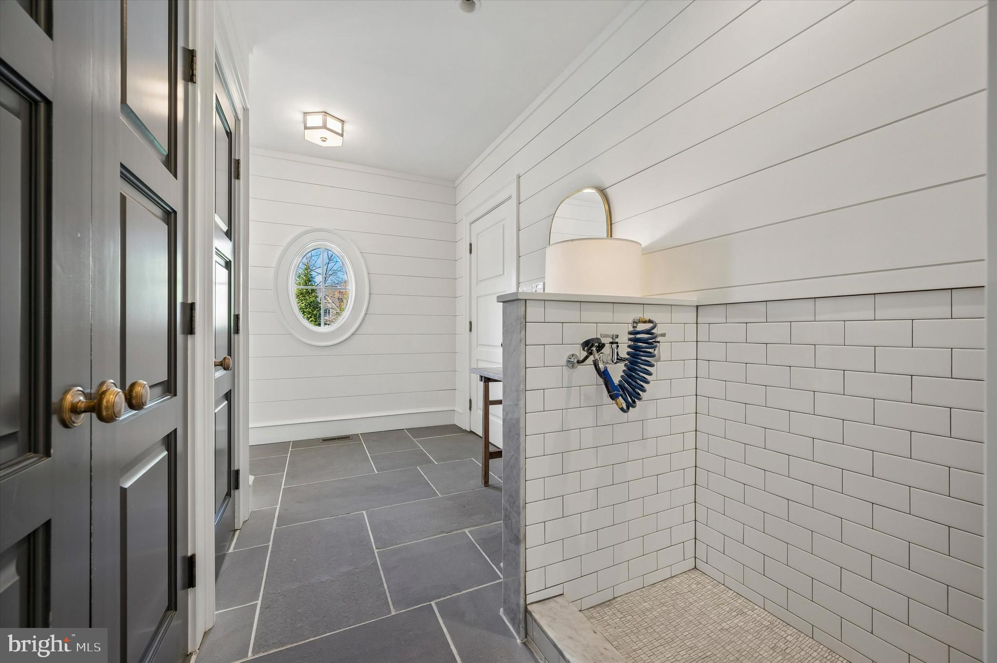 BLUE BELL - Residential