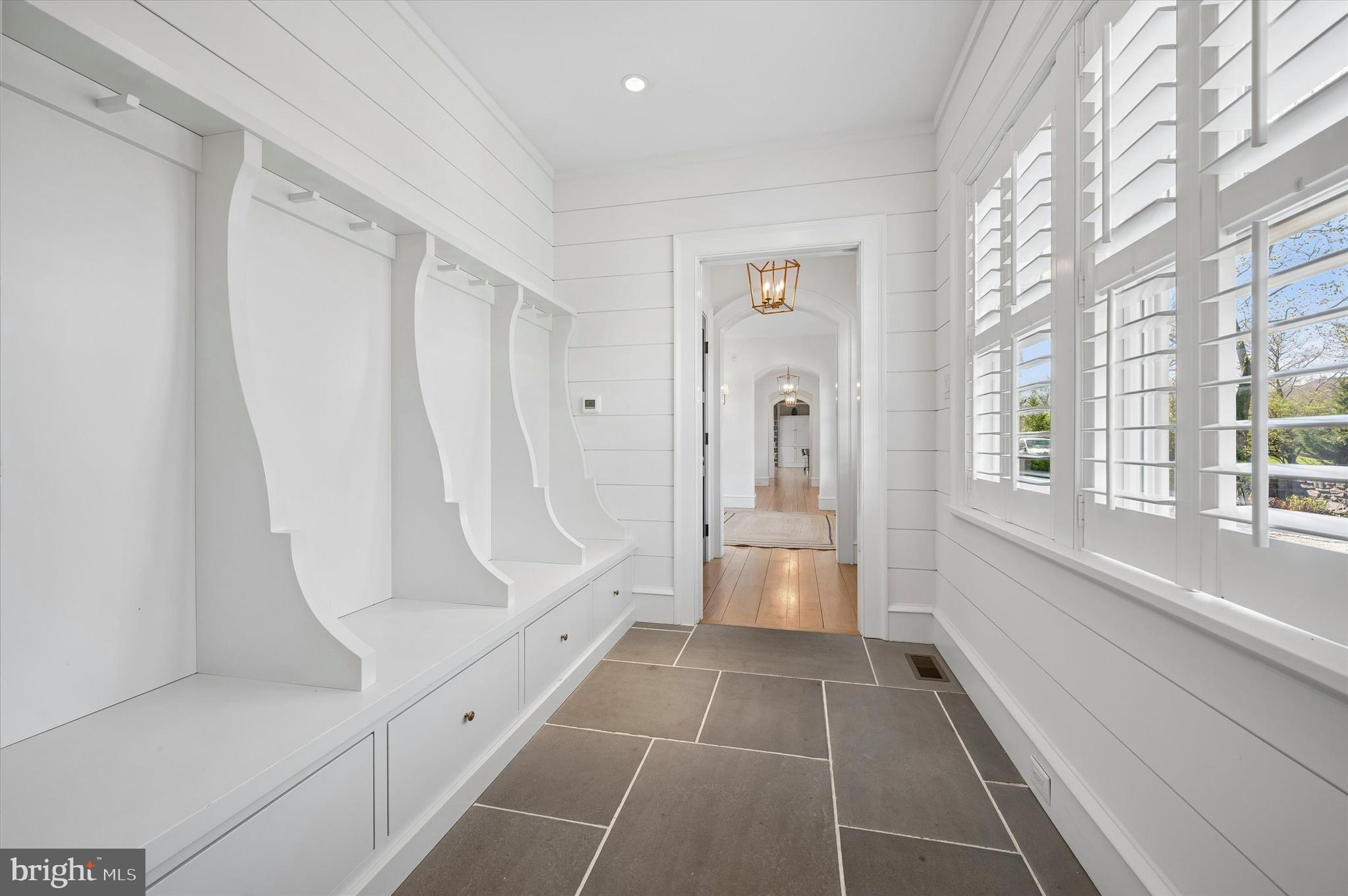 BLUE BELL - Residential