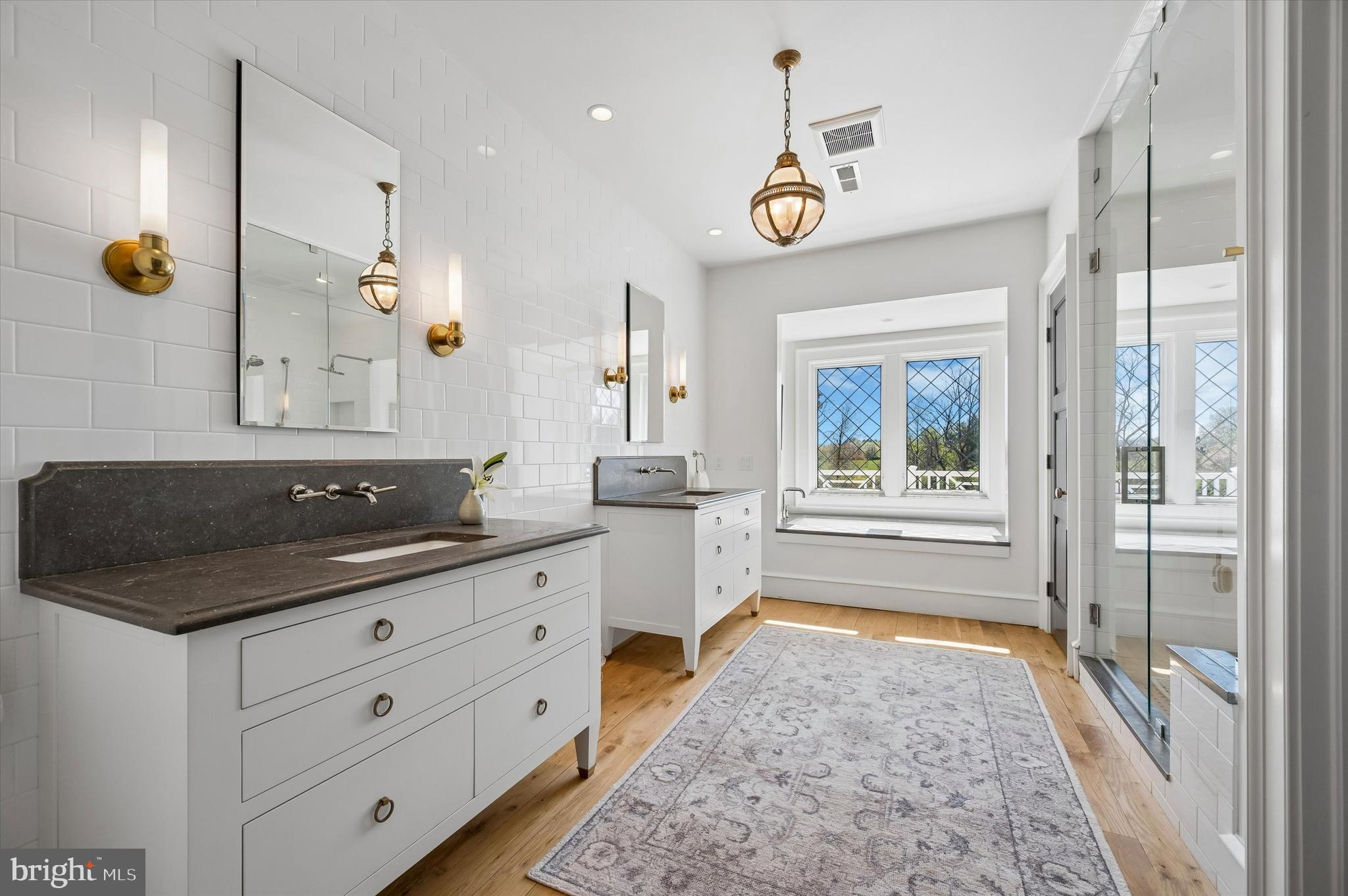 BLUE BELL - Residential