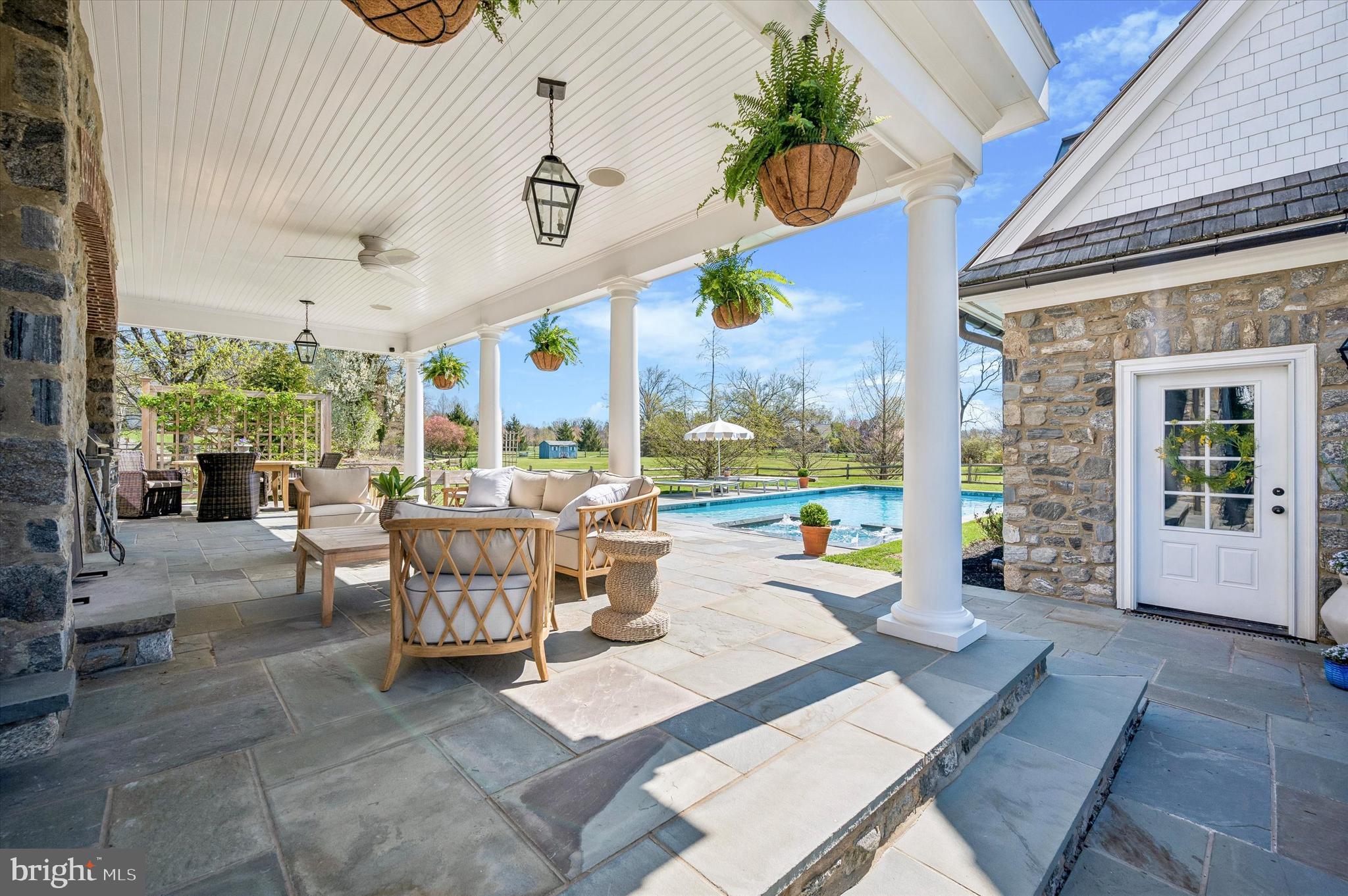 BLUE BELL - Residential