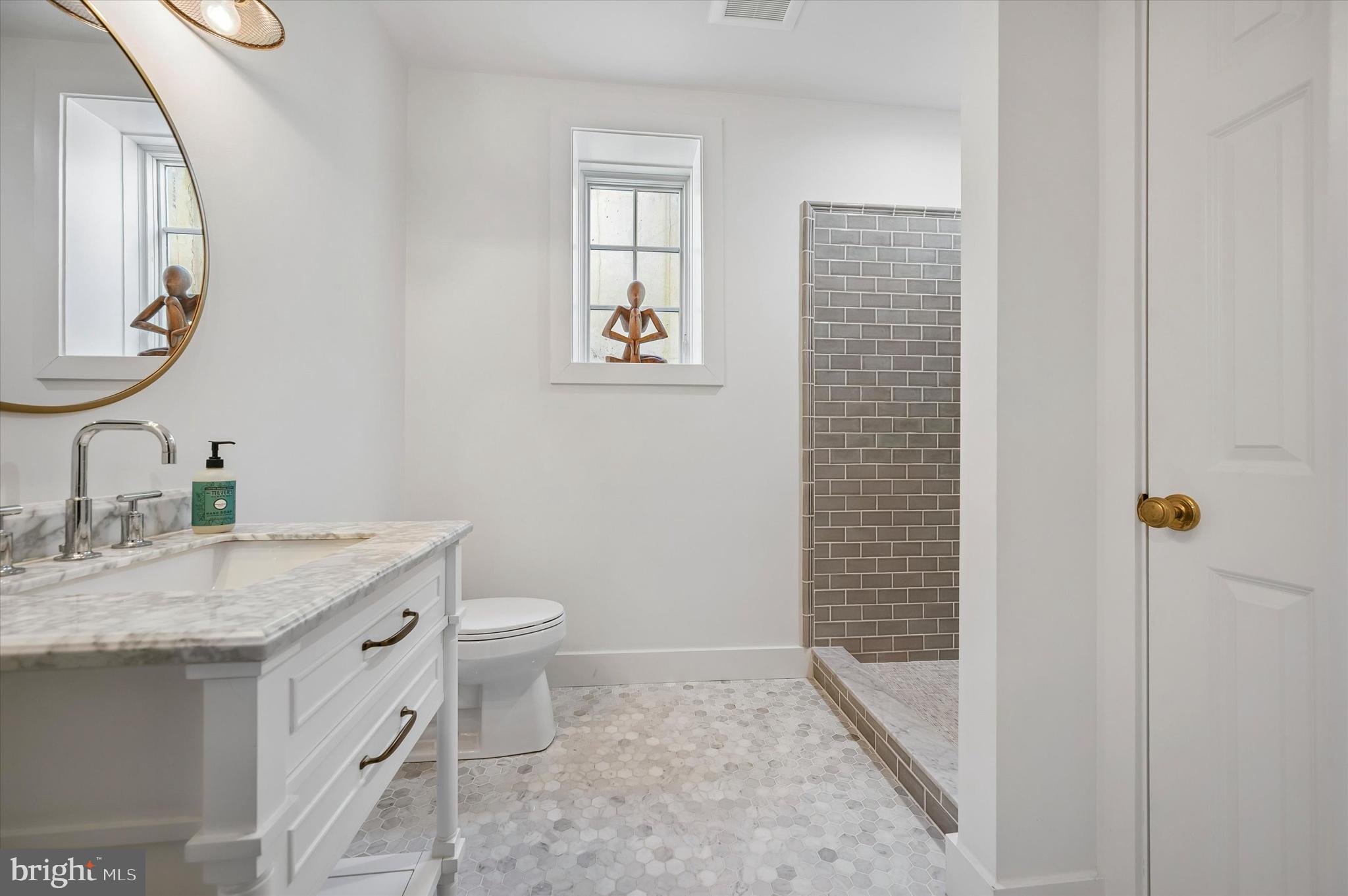 BLUE BELL - Residential