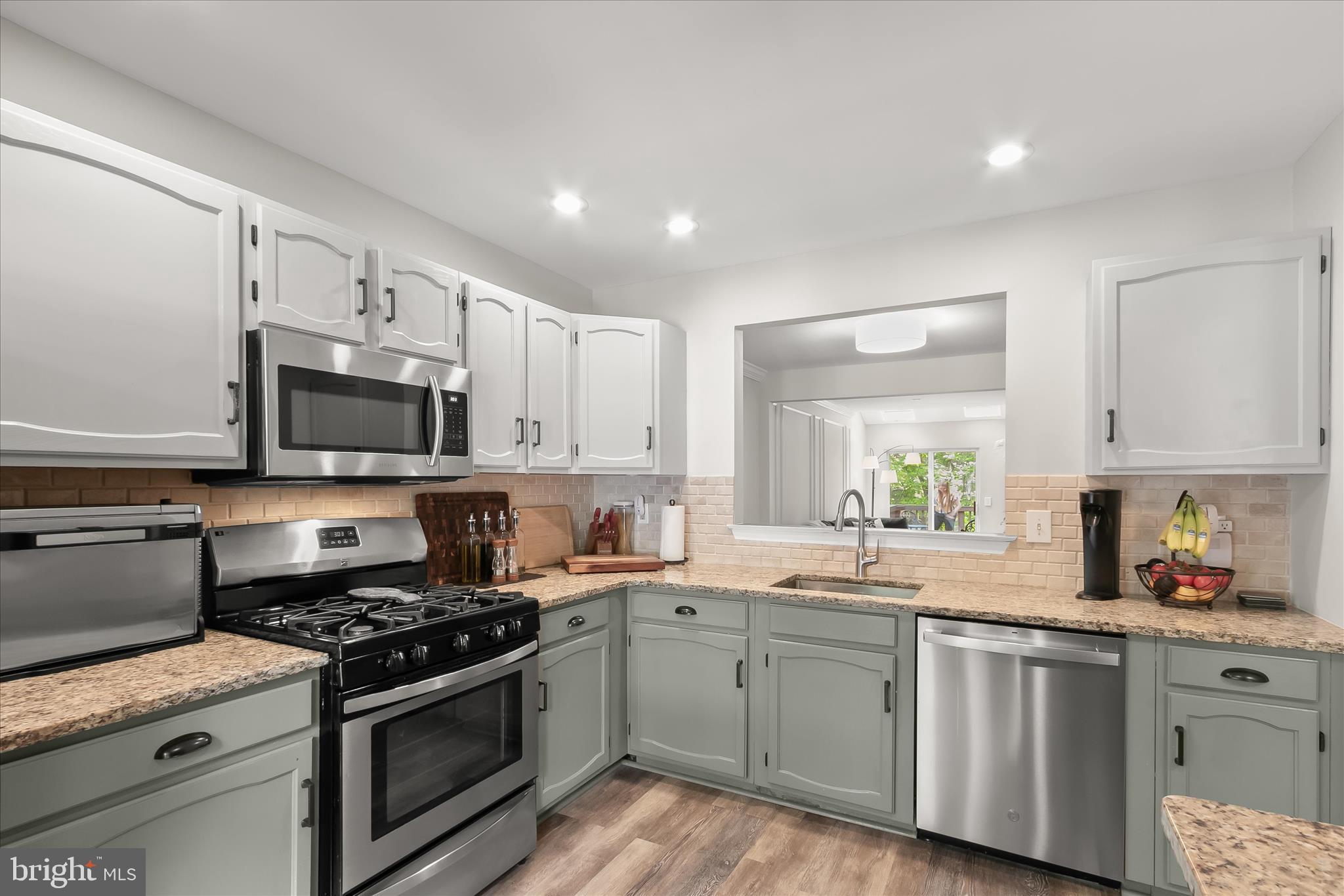 BONIFANT WOODS - Residential
