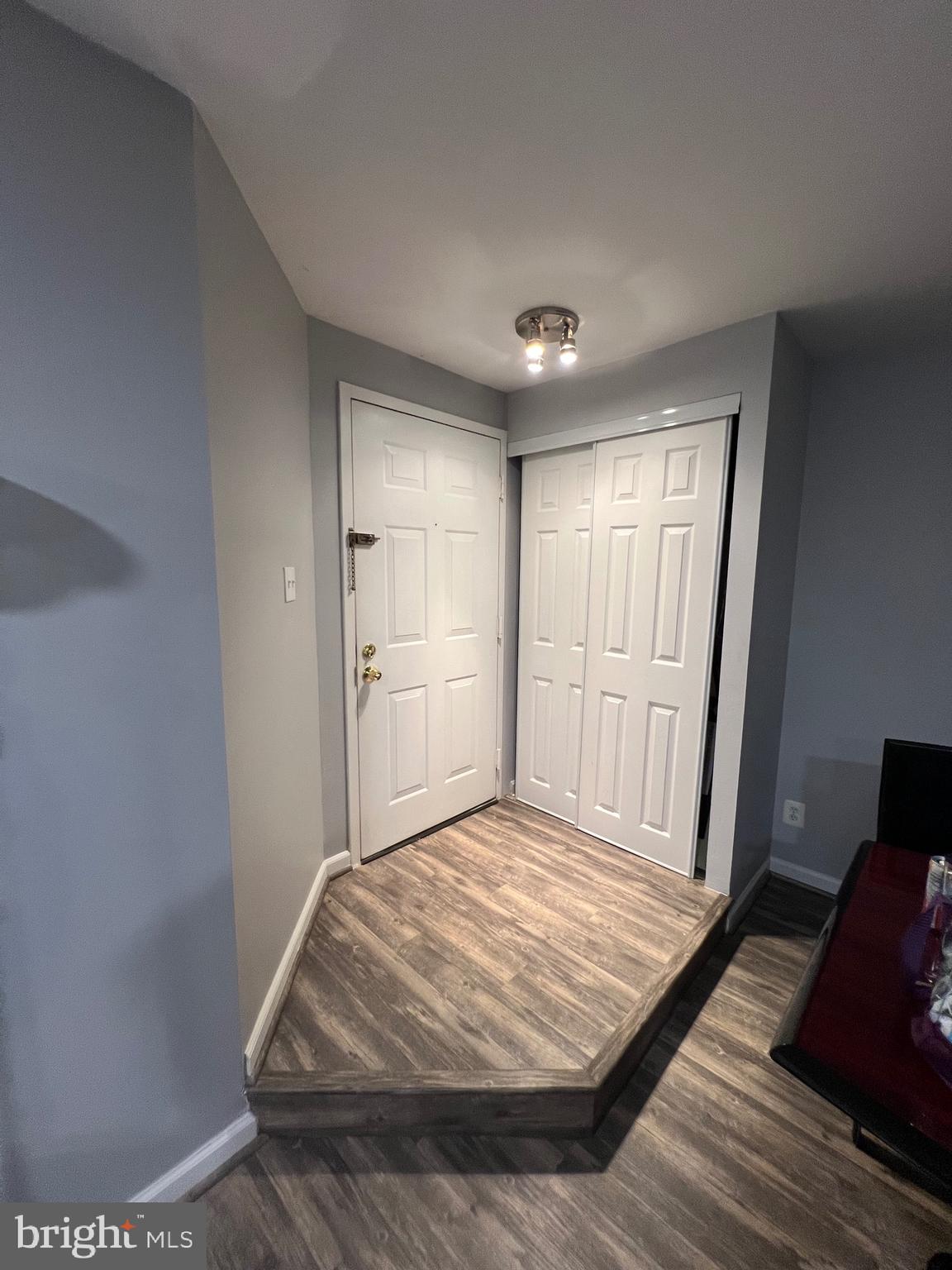 BURKE COVE - Residential