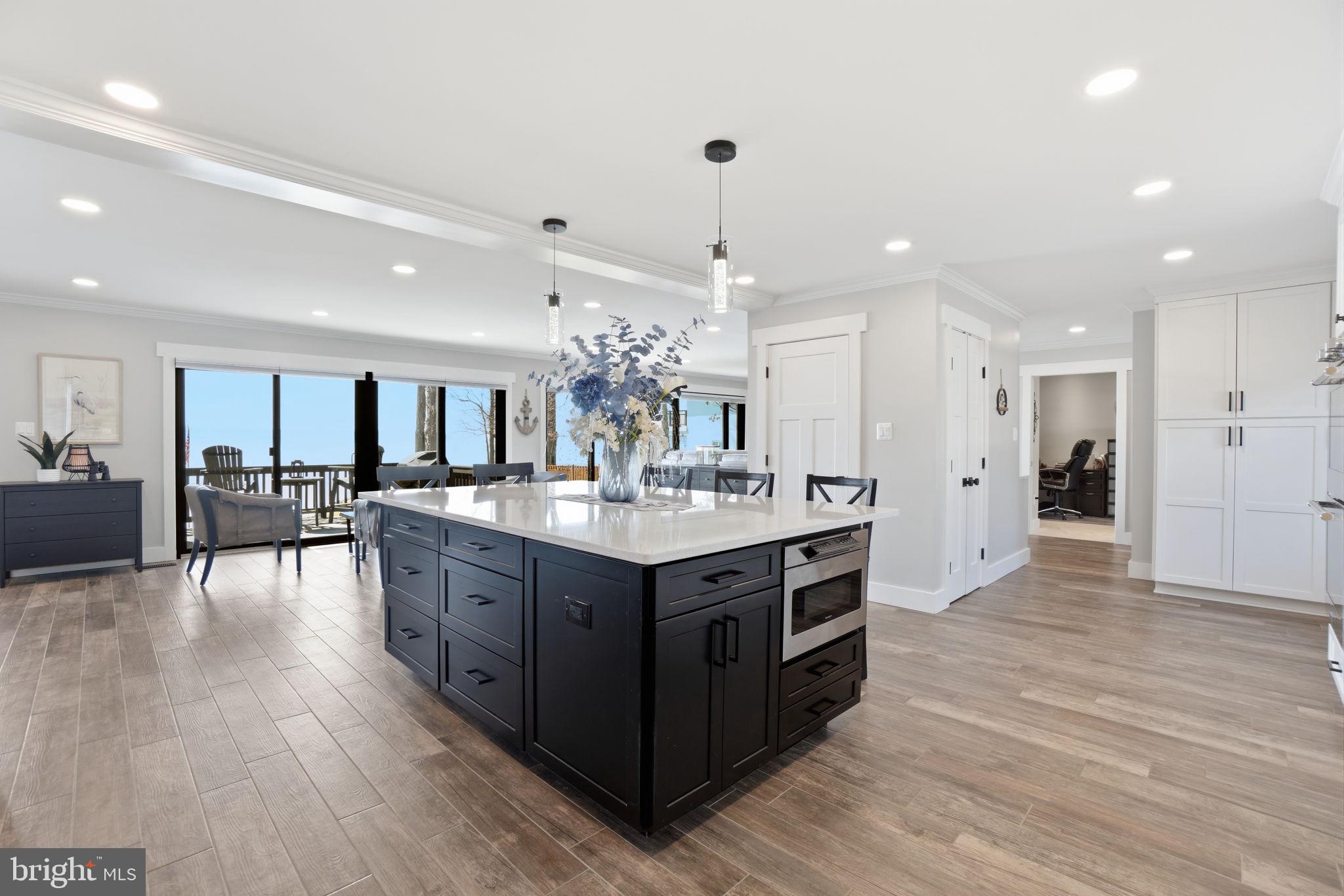 HALLOWING POINT RIVER ESTATES - Residential