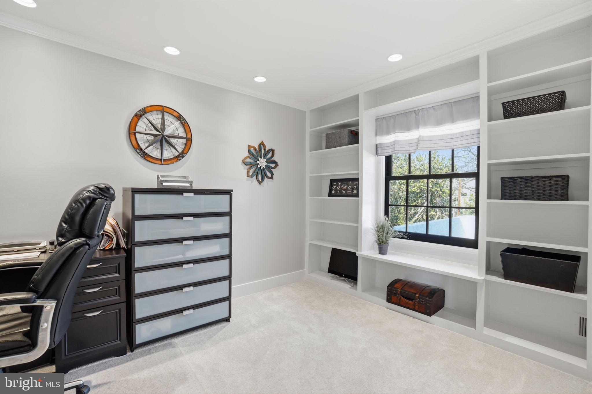 HALLOWING POINT RIVER ESTATES - Residential