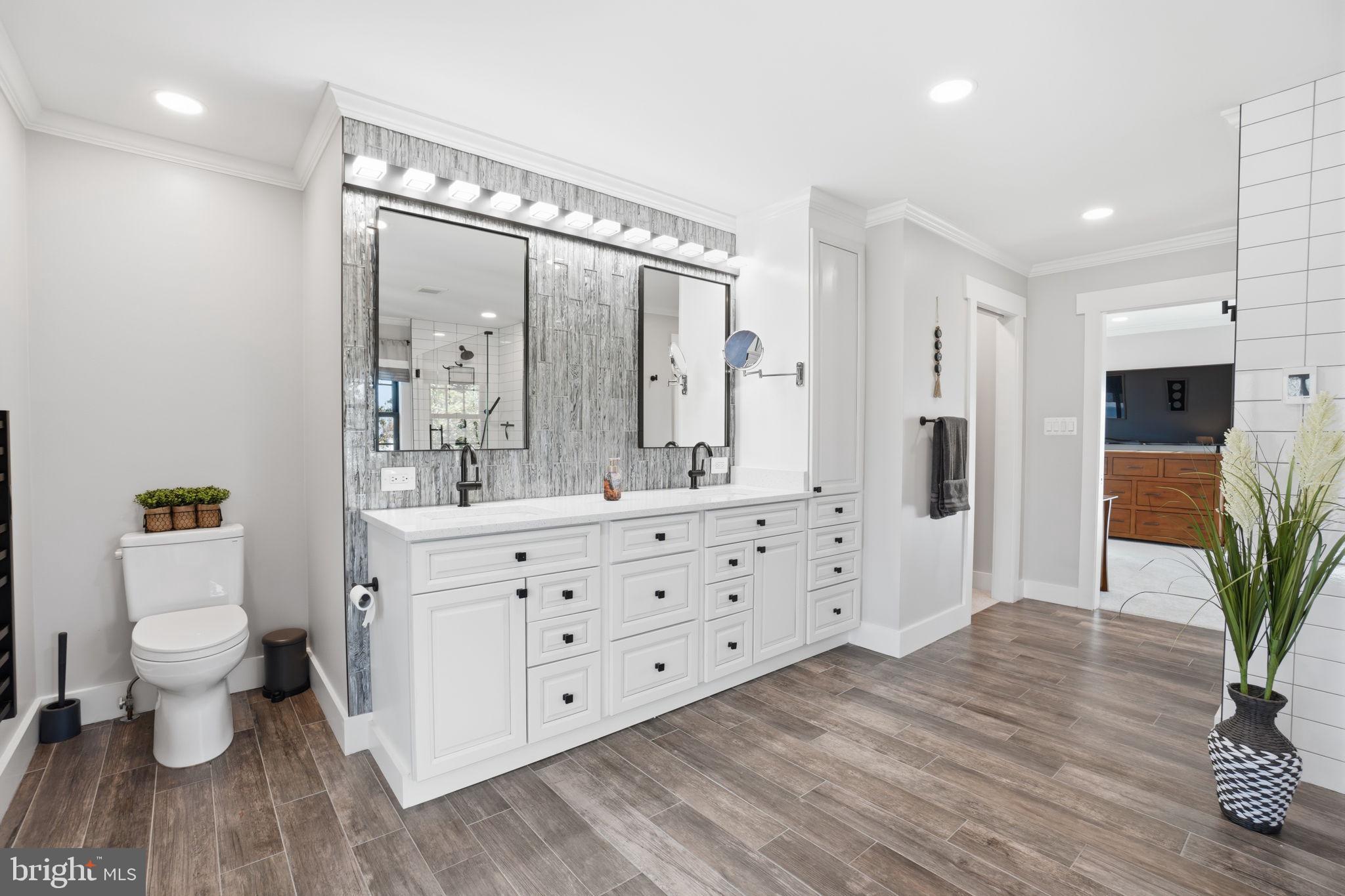 HALLOWING POINT RIVER ESTATES - Residential