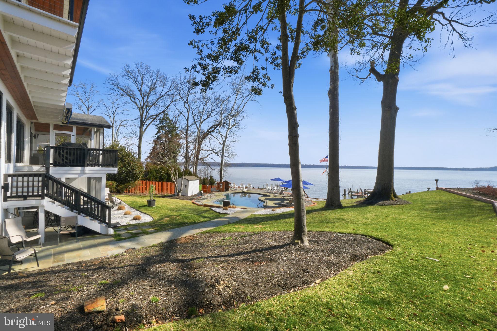 HALLOWING POINT RIVER ESTATES - Residential