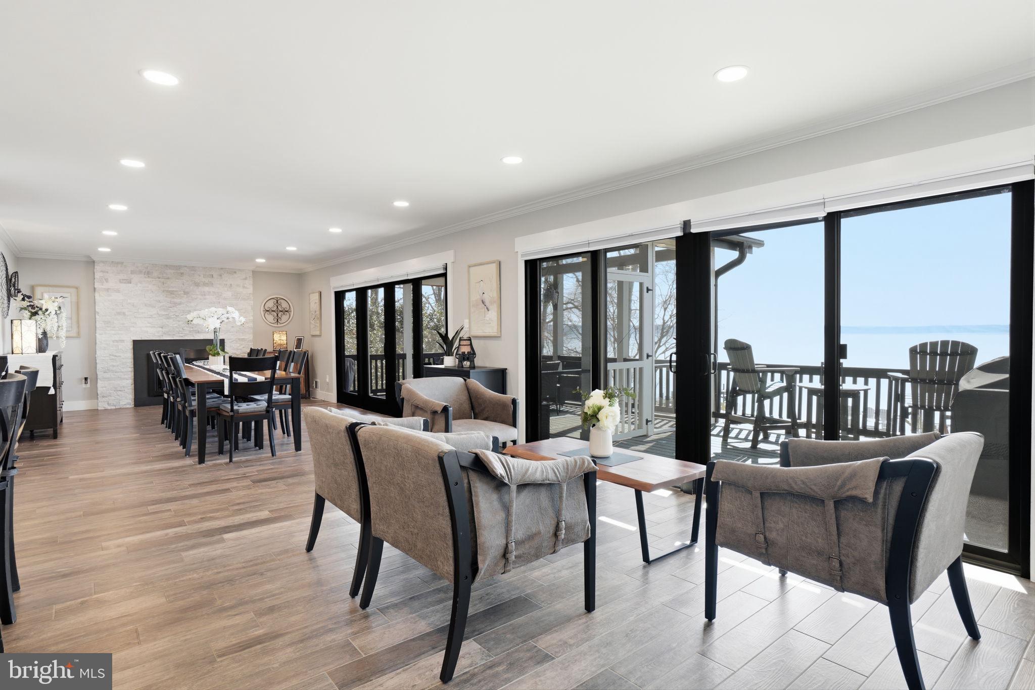 HALLOWING POINT RIVER ESTATES - Residential