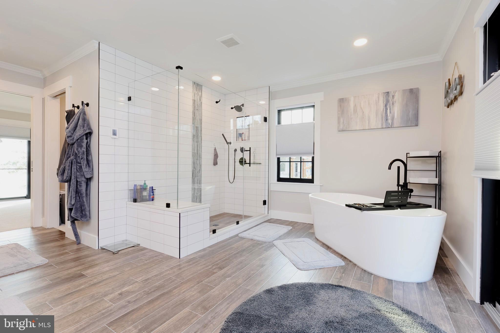 HALLOWING POINT RIVER ESTATES - Residential