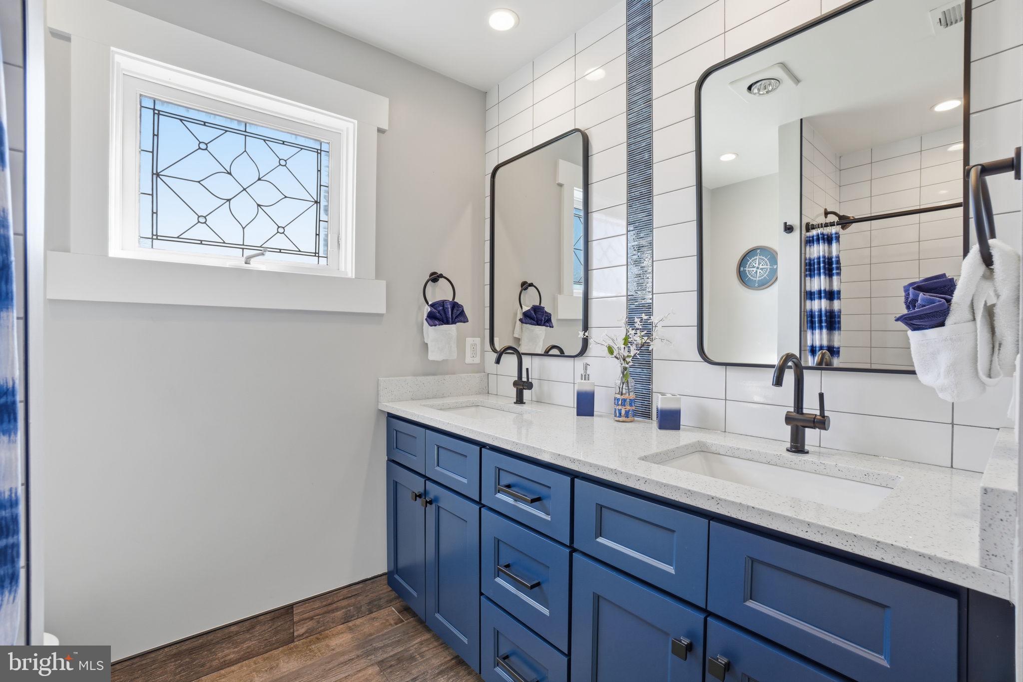 HALLOWING POINT RIVER ESTATES - Residential