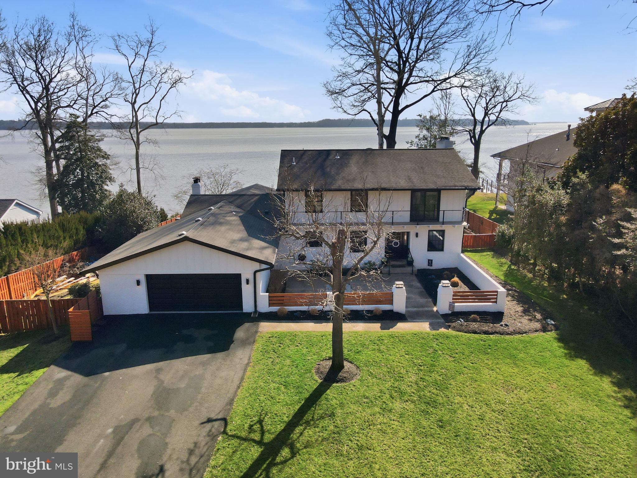 HALLOWING POINT RIVER ESTATES - Residential