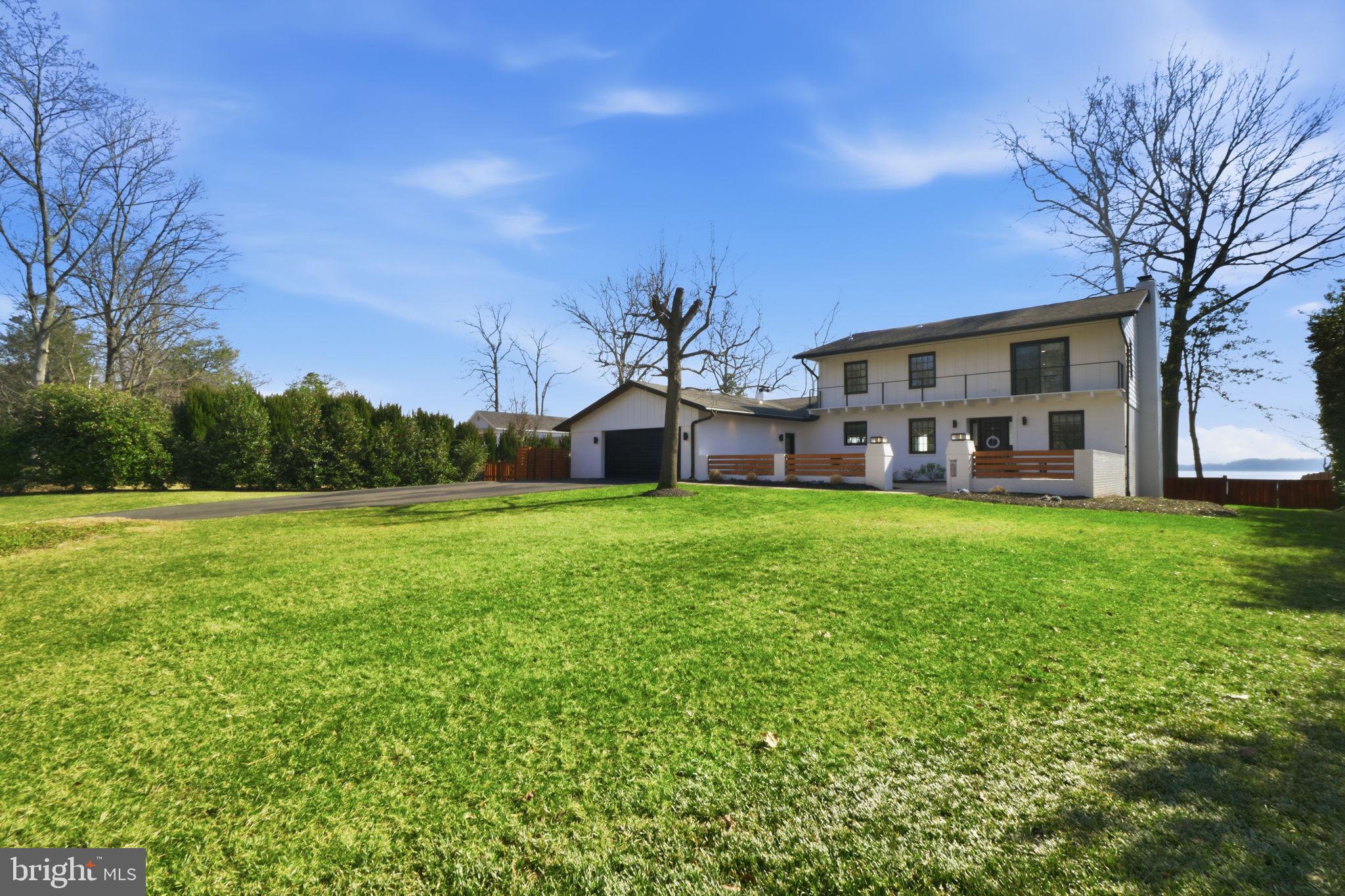 HALLOWING POINT RIVER ESTATES - Residential