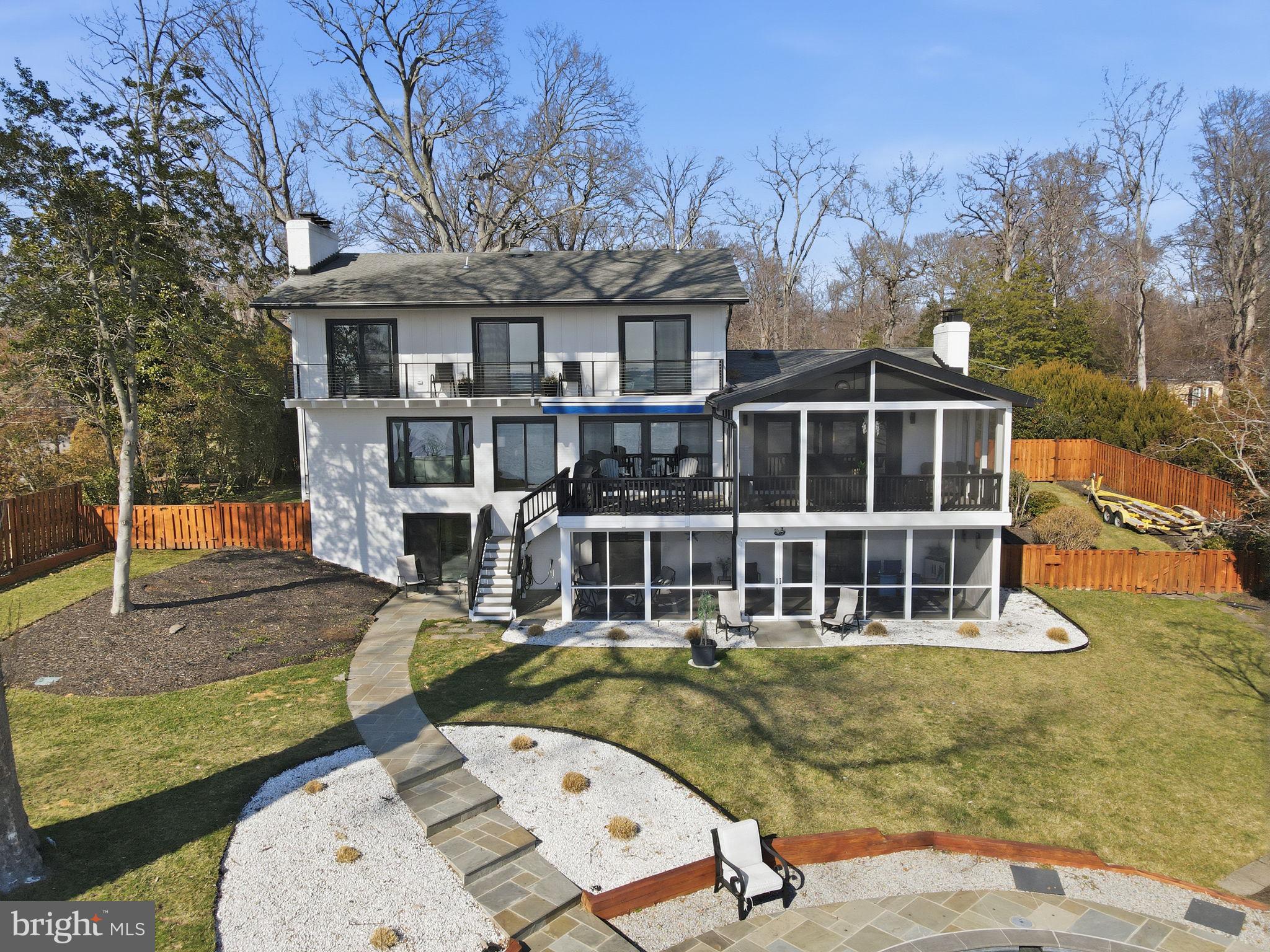 HALLOWING POINT RIVER ESTATES - Residential