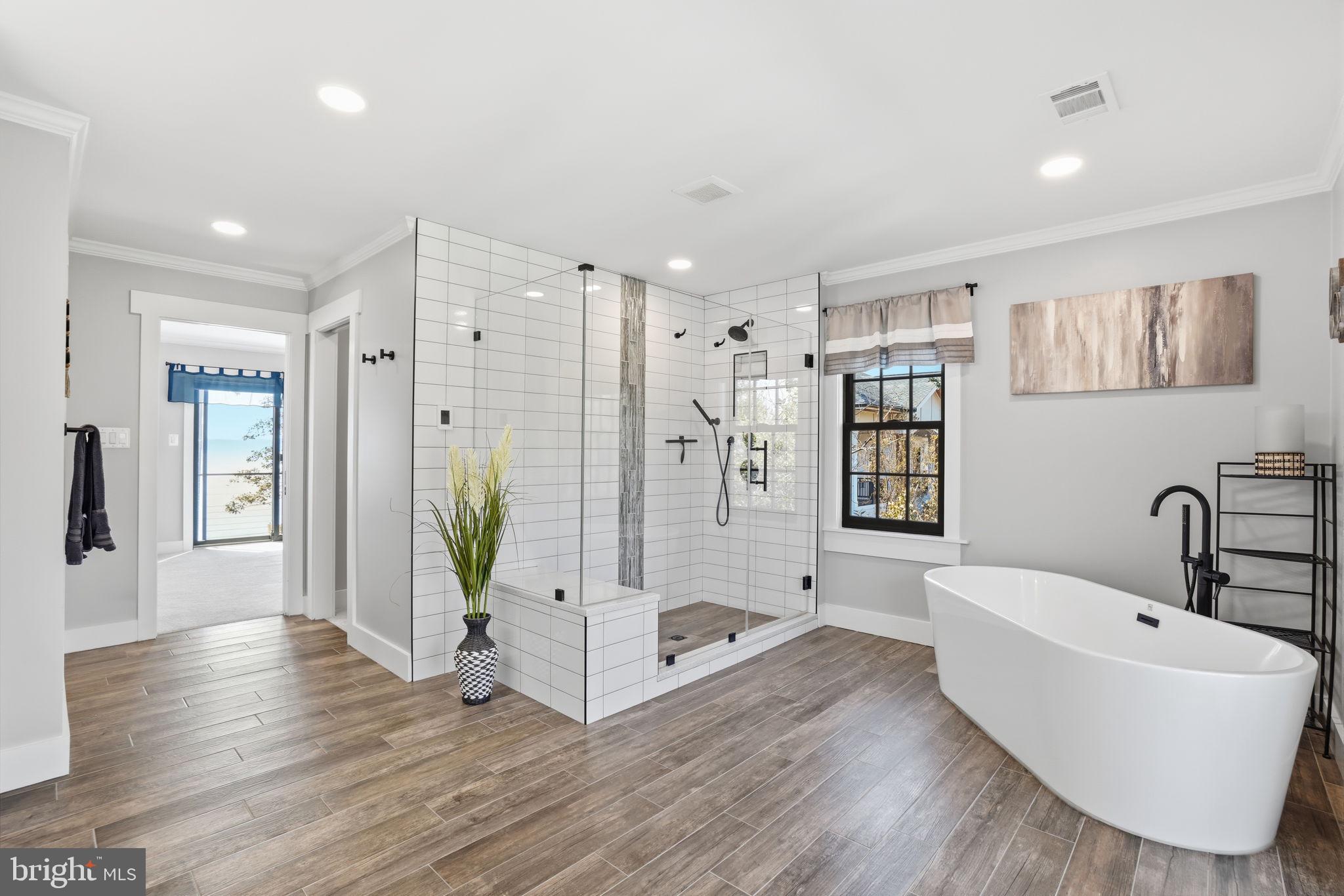 HALLOWING POINT RIVER ESTATES - Residential